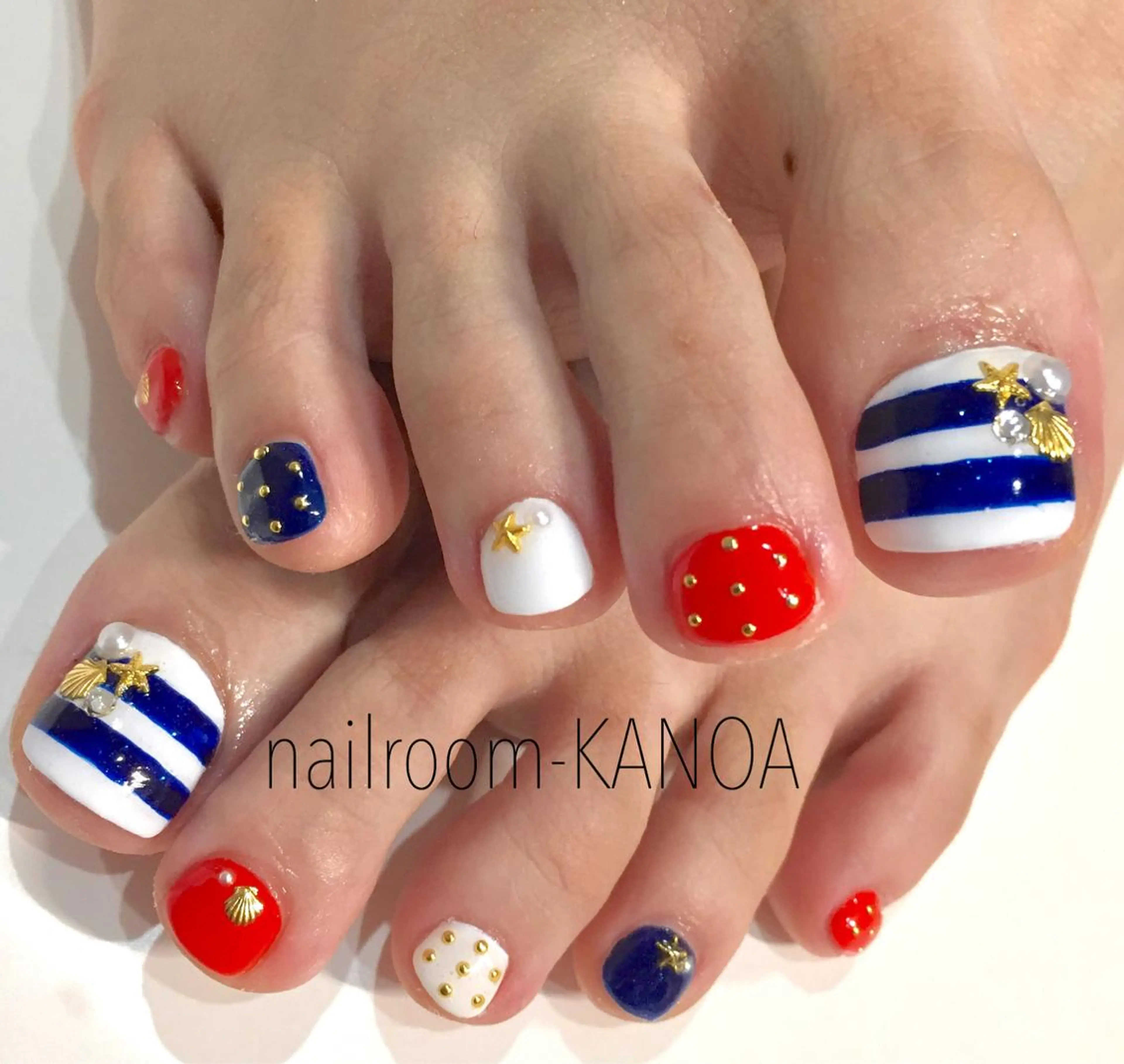 ネイル ボーダー nailroom- KANOAのネイルデザイン