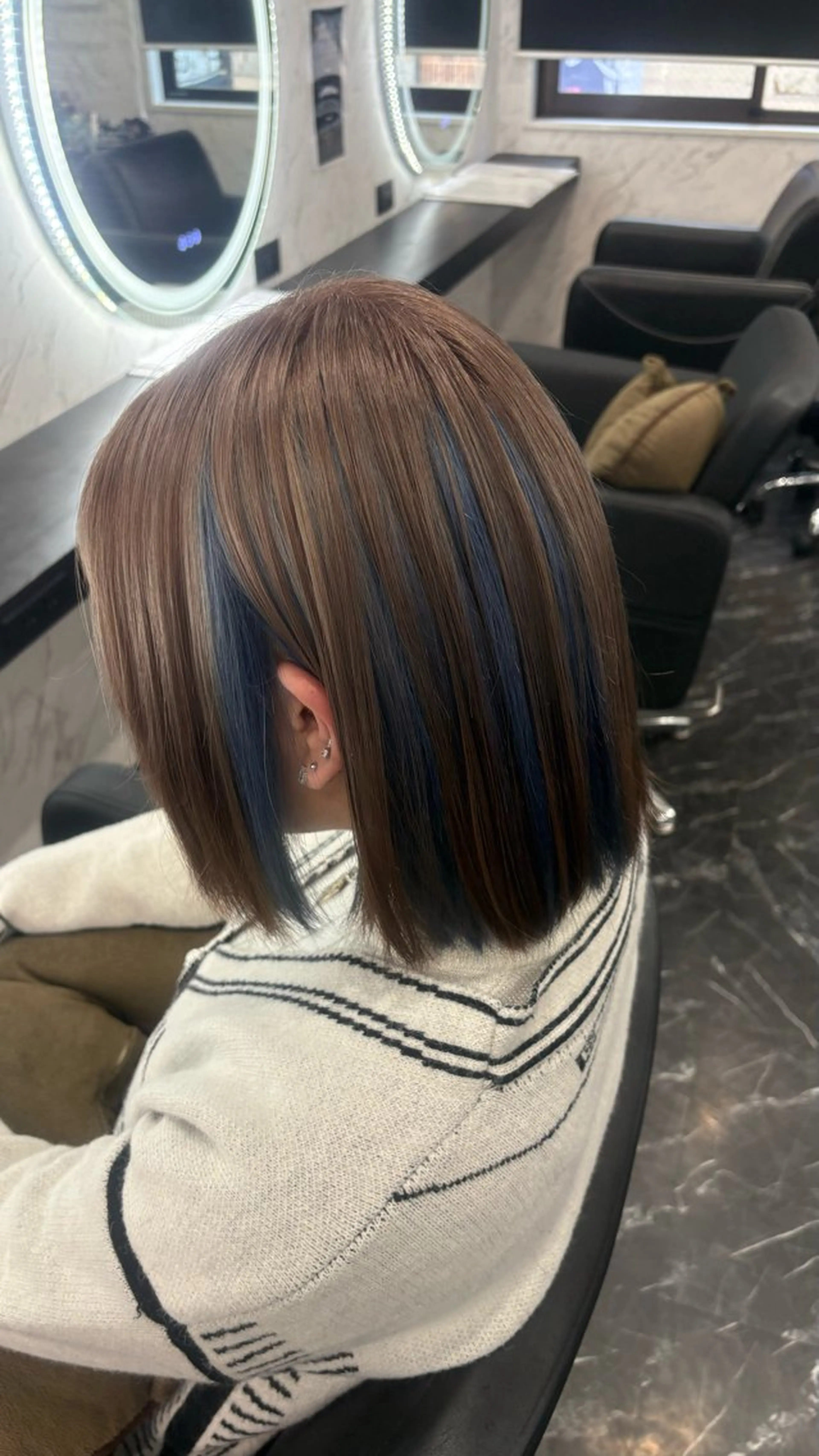 ショート カラー ヘアカラー LOHAS 優来（ユラ）のヘアスタイル