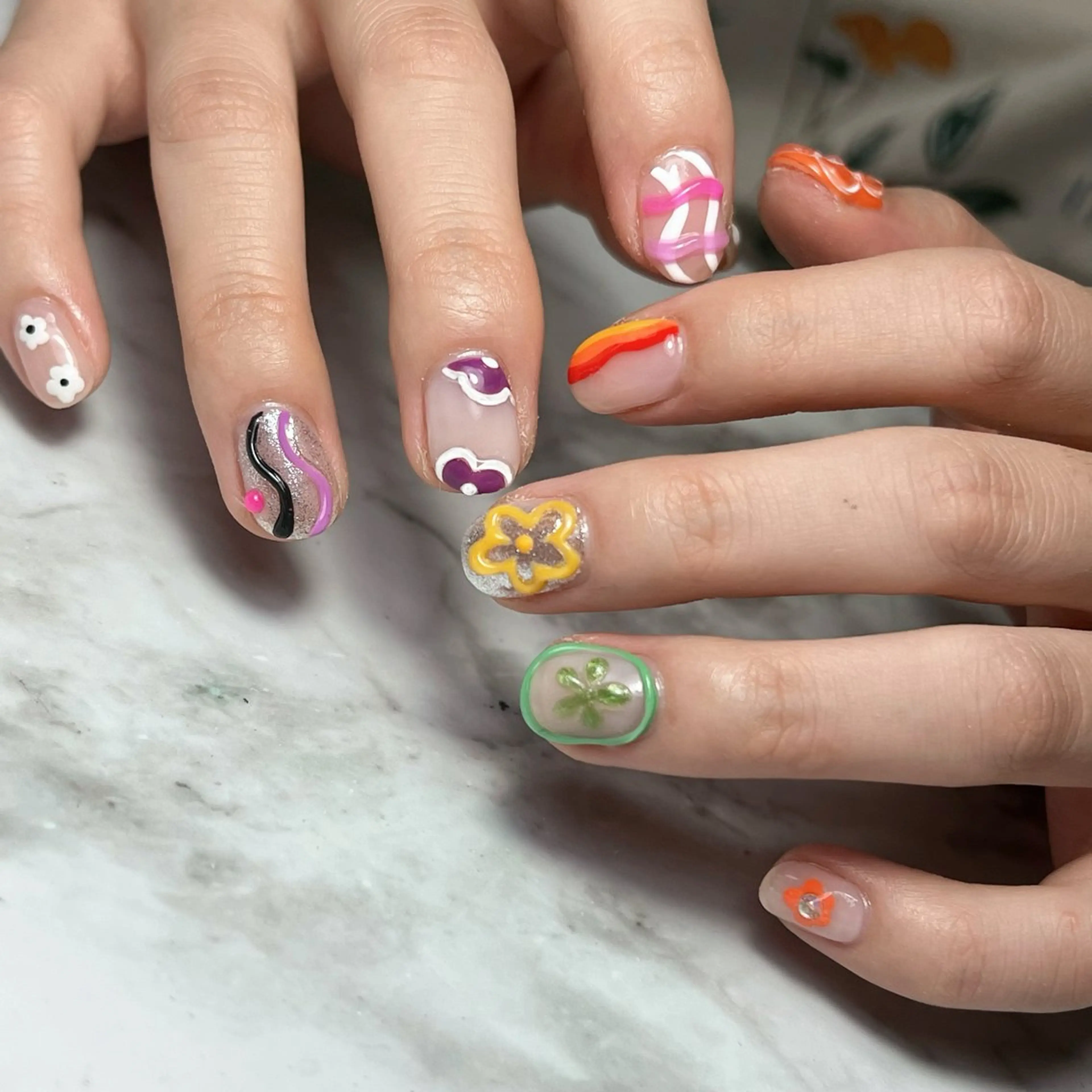 ネイル ハンドネイル Dia Nail AKIのネイルデザイン