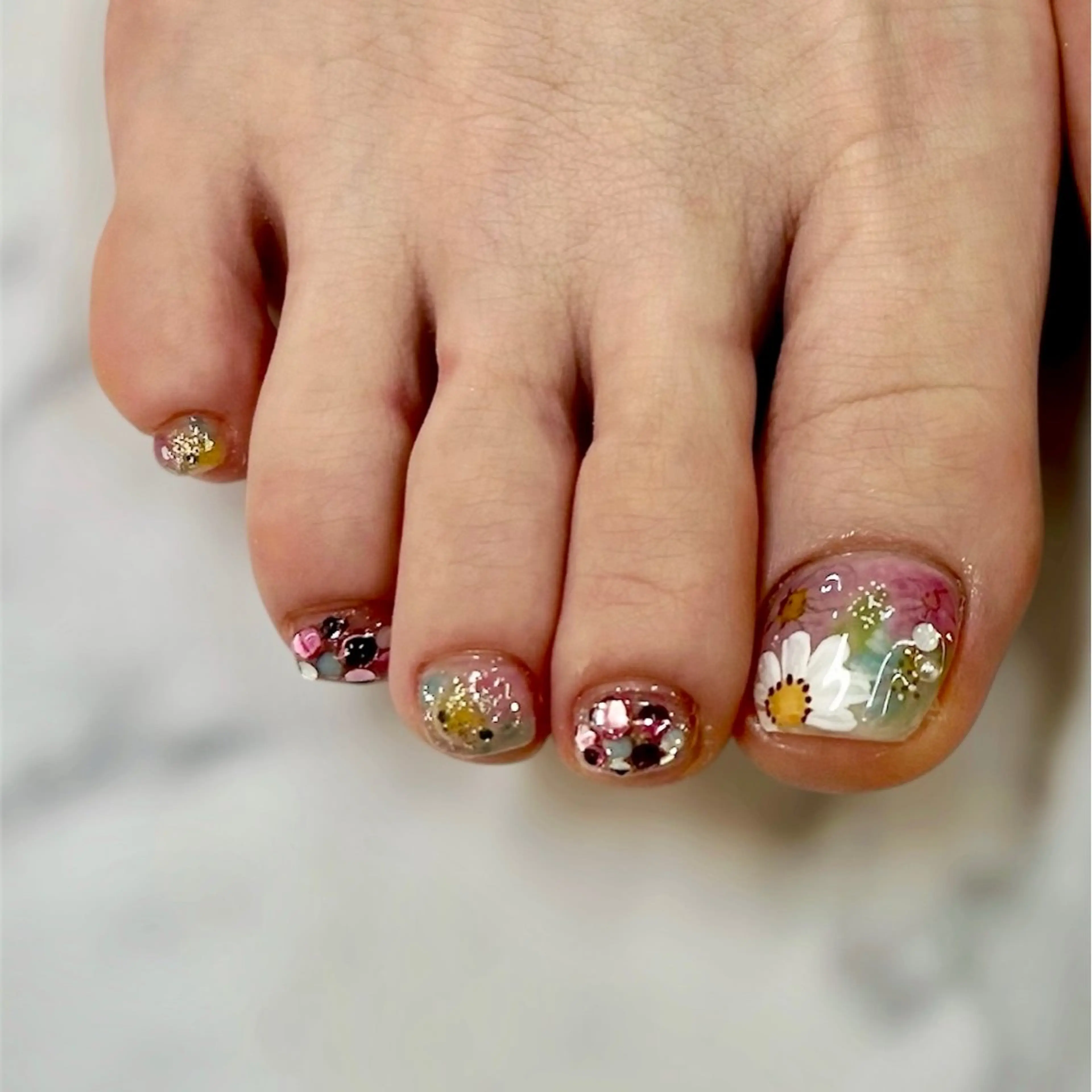 ネイル フットネイル アトリエ　ミモザ所属・いまむら あかりのネイルデザイン