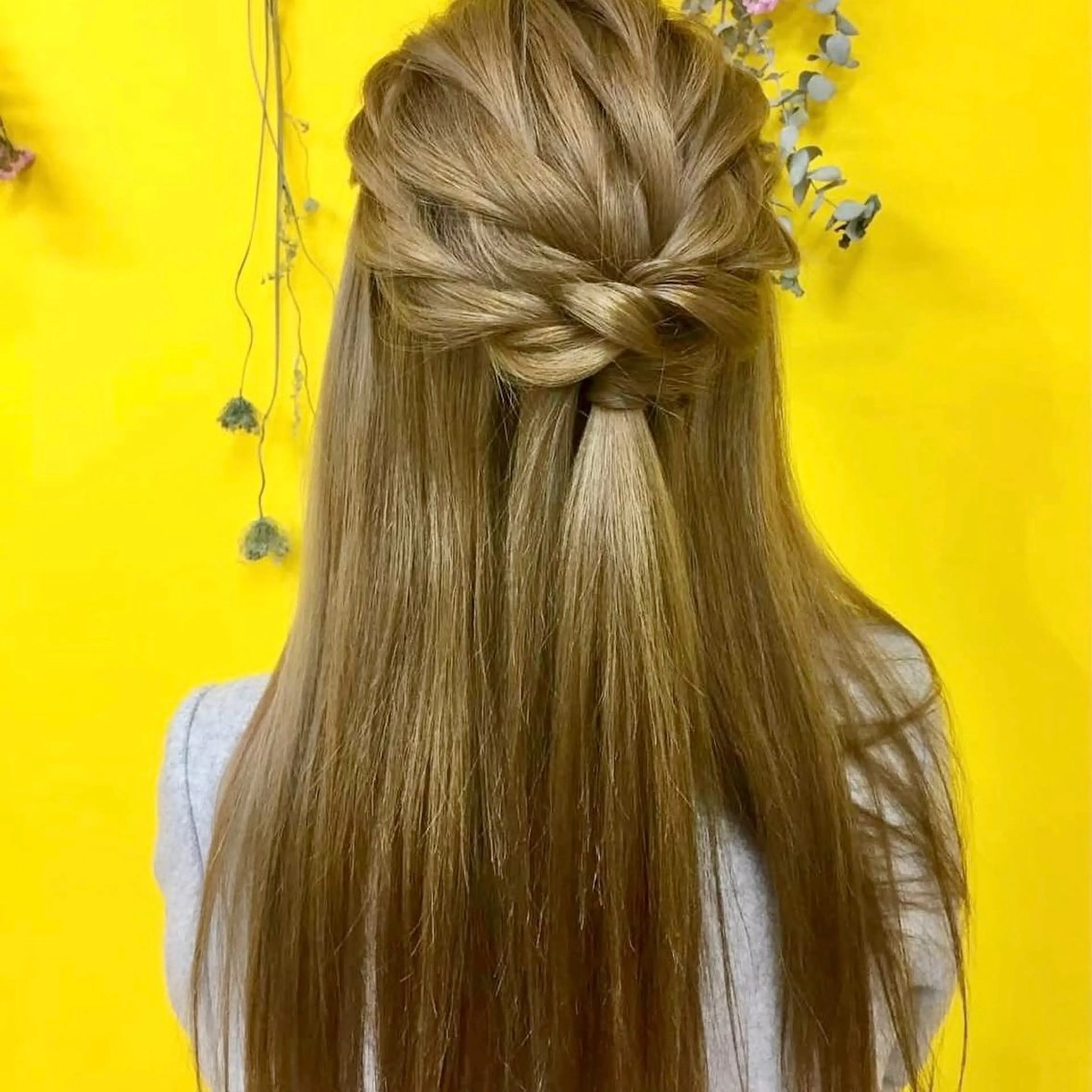 ロング ヘアアレンジ ハーフアップ ヘアセット hair make salon m所属・新宿|ヘアセット専門 |aira*。゚のヘアスタイル