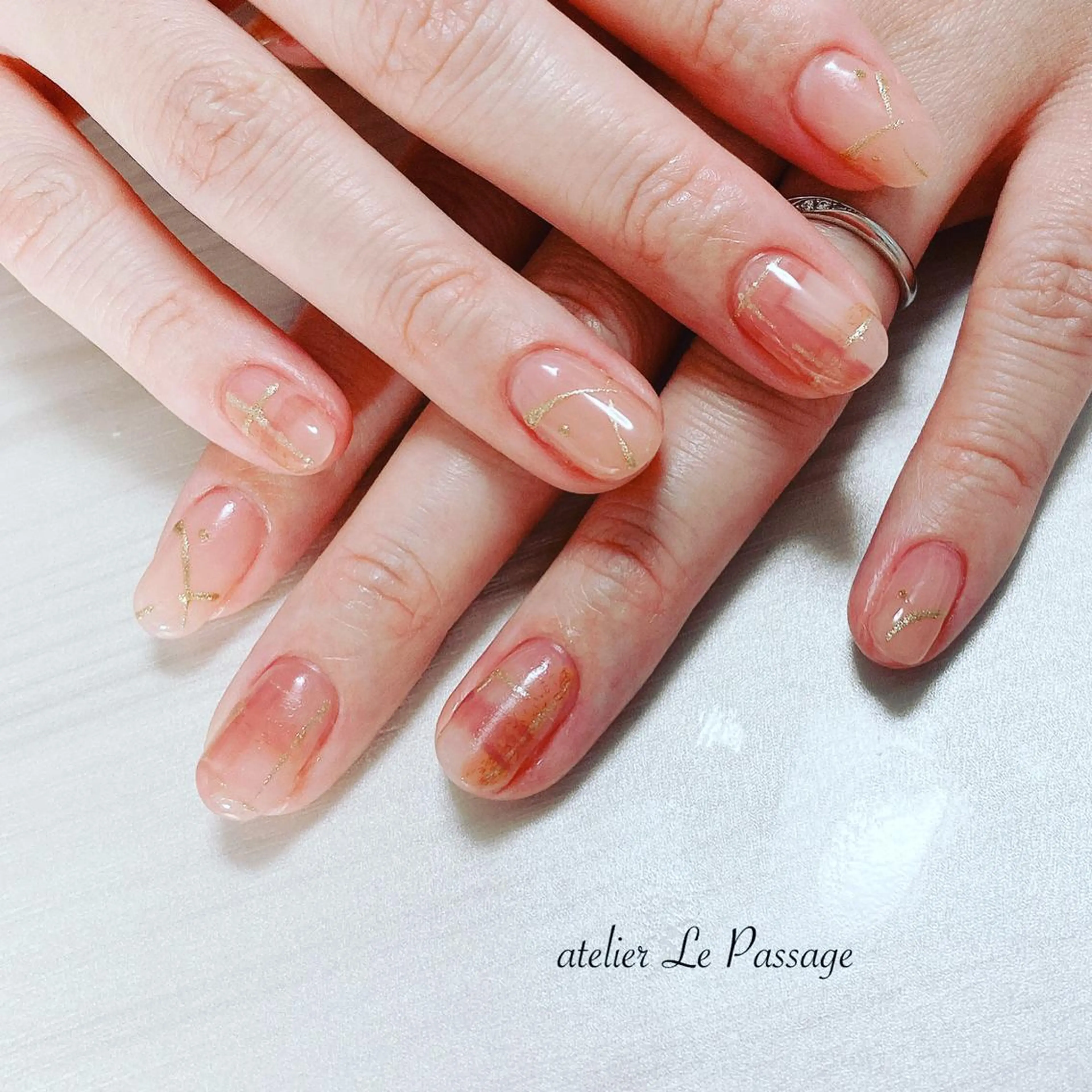 ネイル ジェルネイル ニュアンスネイル パラジェル シンプルネイル 冬ネイル Atelier Le Passage所属・h nakatsukaのネイルデザイン