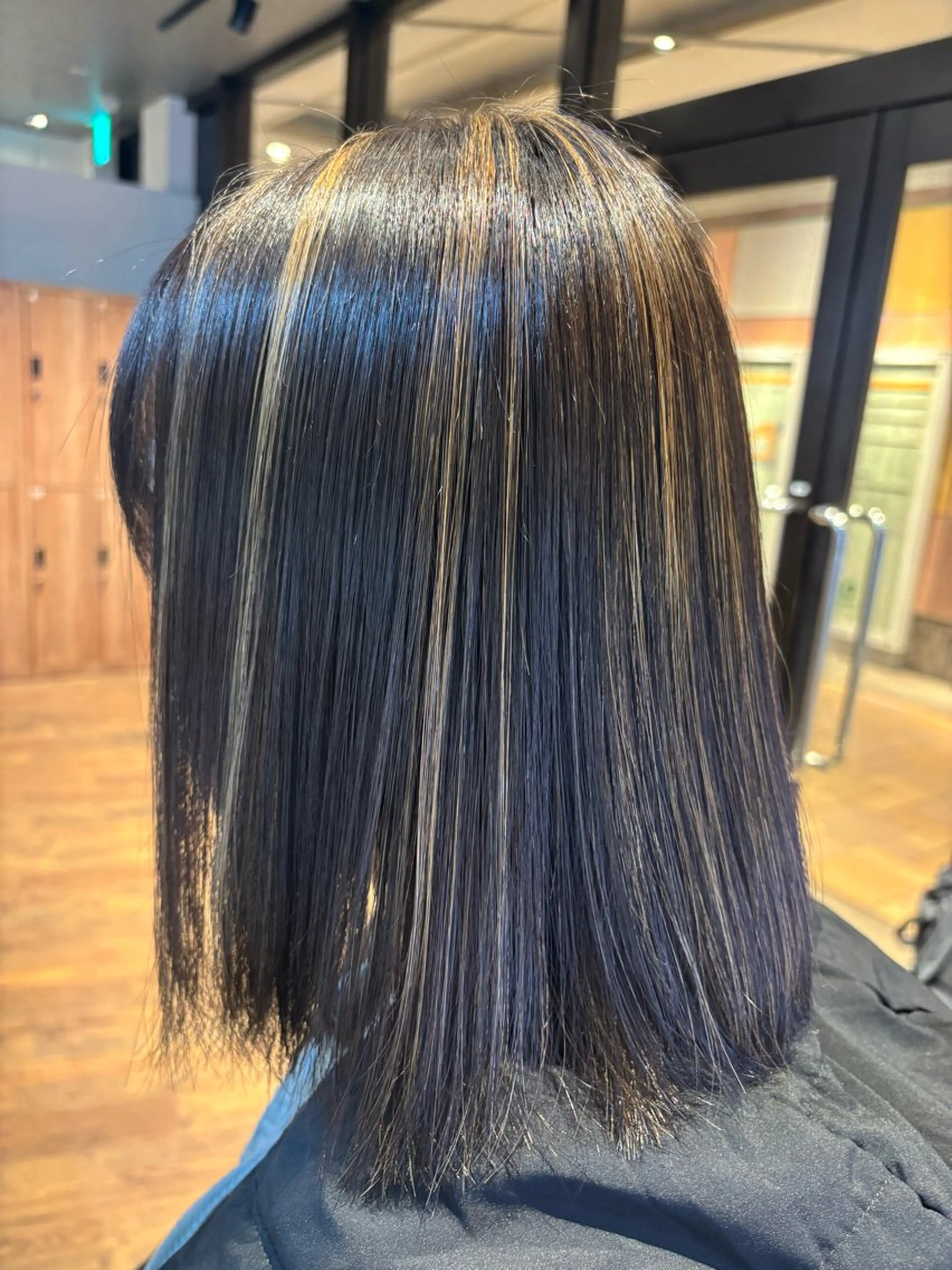 ミディアム カラー ベージュカラー ハイライトカラー ハイライト ヘアカラー 🎀ワンレンボブ🎀 ワンカラー　あゆみのヘアスタイル