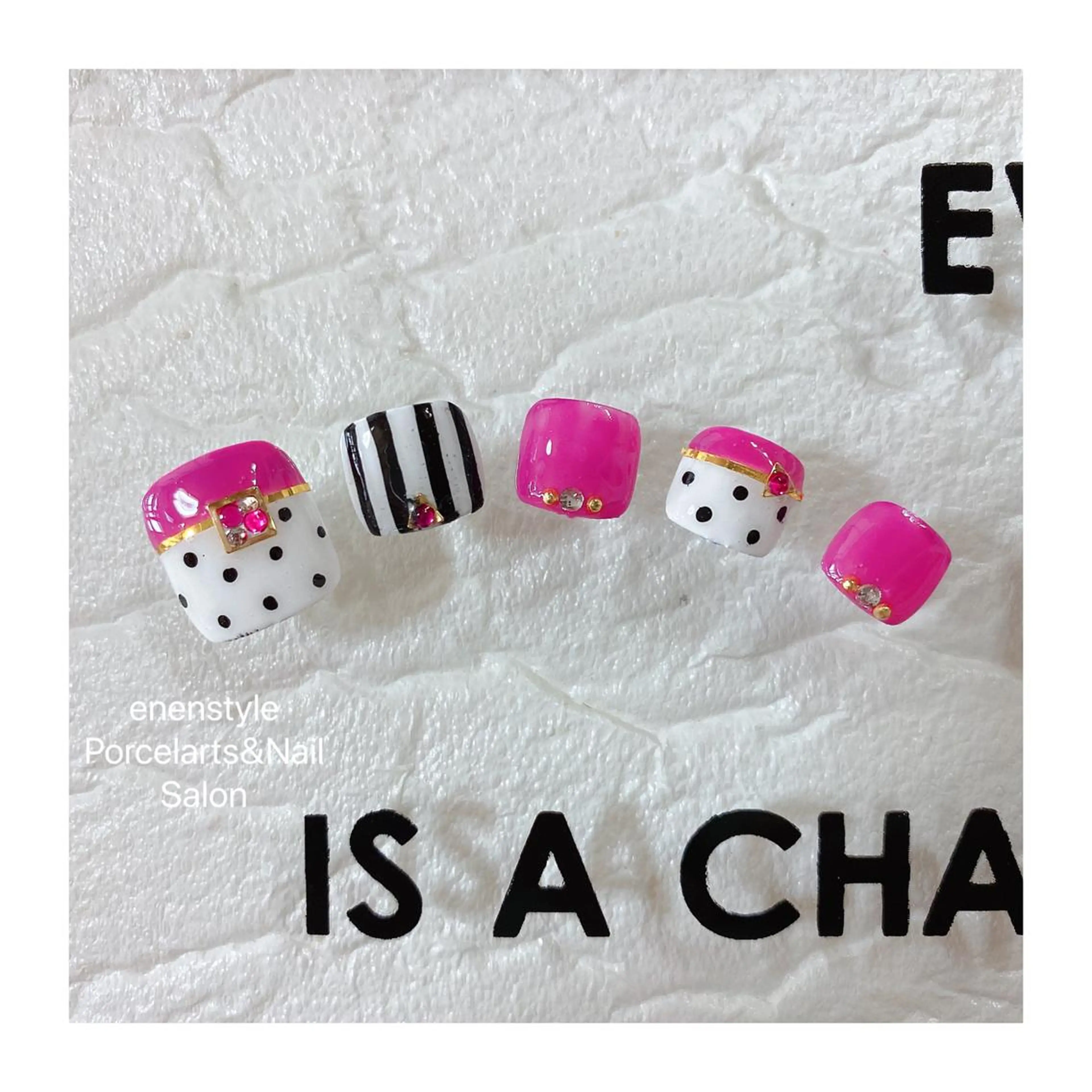 ショート ネイル ハンドネイル フットネイル 👑enen style👑のネイルデザイン