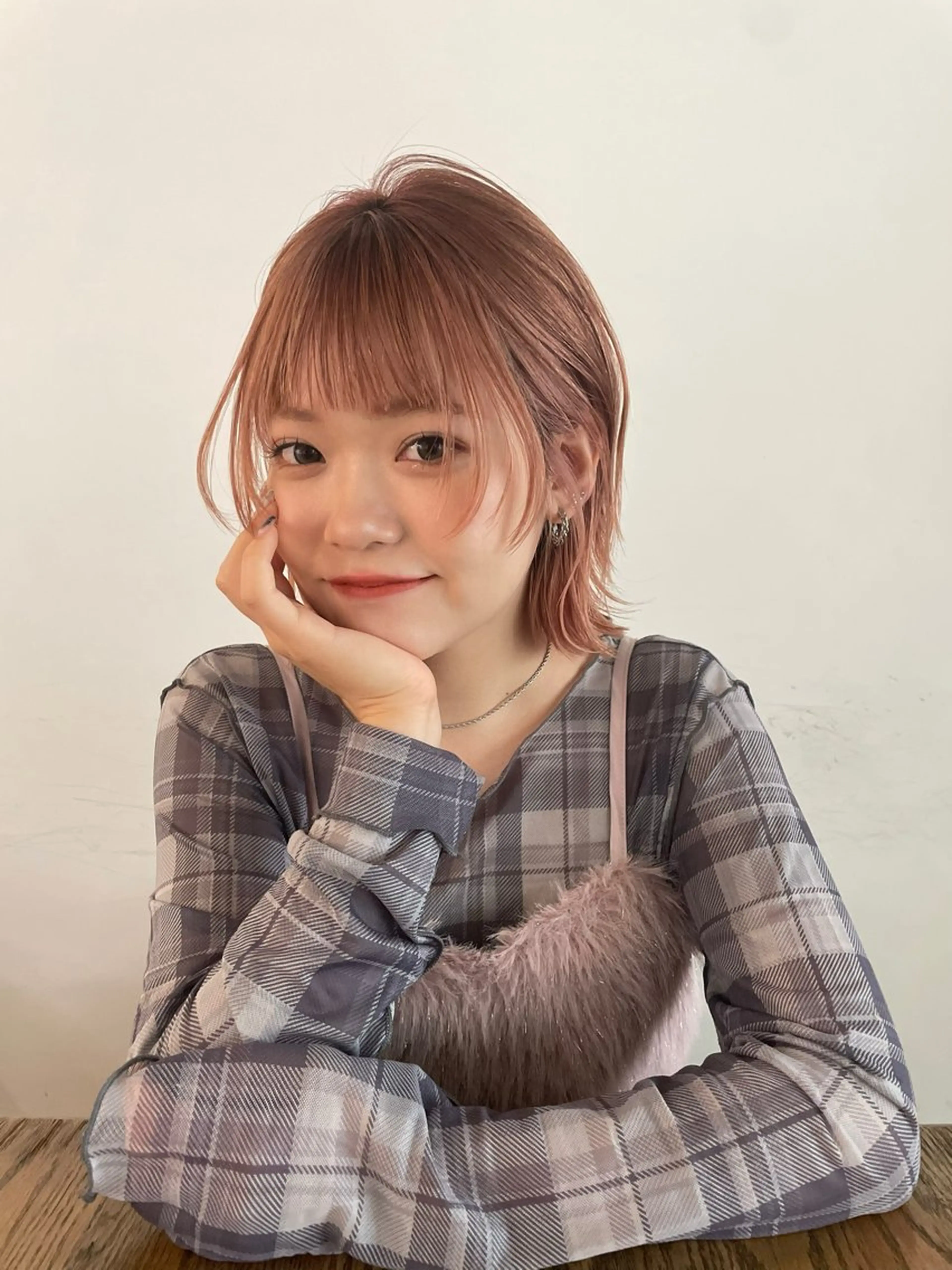 ミディアム カラー ベージュカラー ピンクカラー ユウナ🎀レイヤー/ 暖色カラーのヘアスタイル