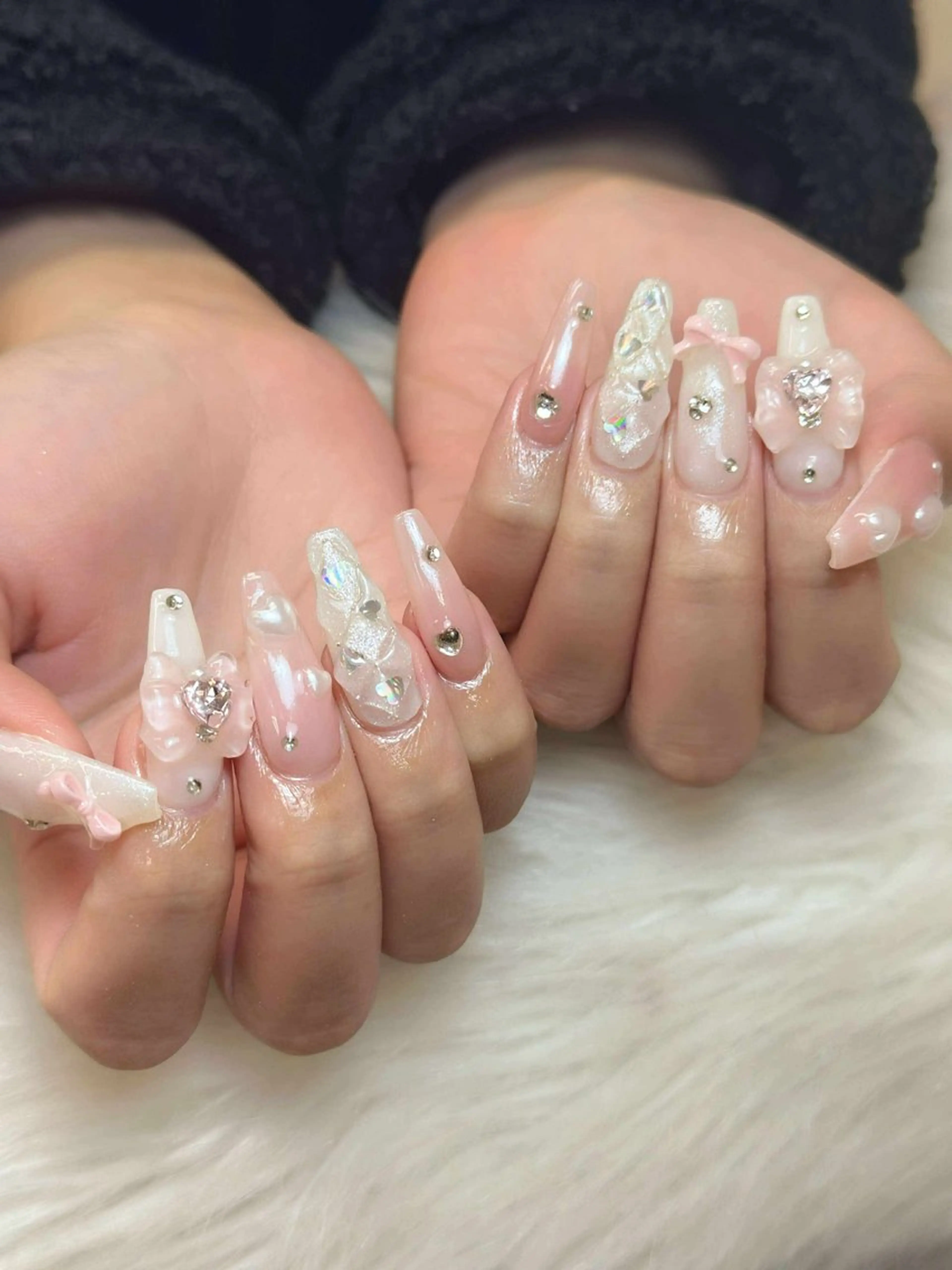 ネイル アートネイル フットネイル ジェルネイル キラキラネイル ワンカラーネイル Nie Nail Shinokuboのネイルデザイン