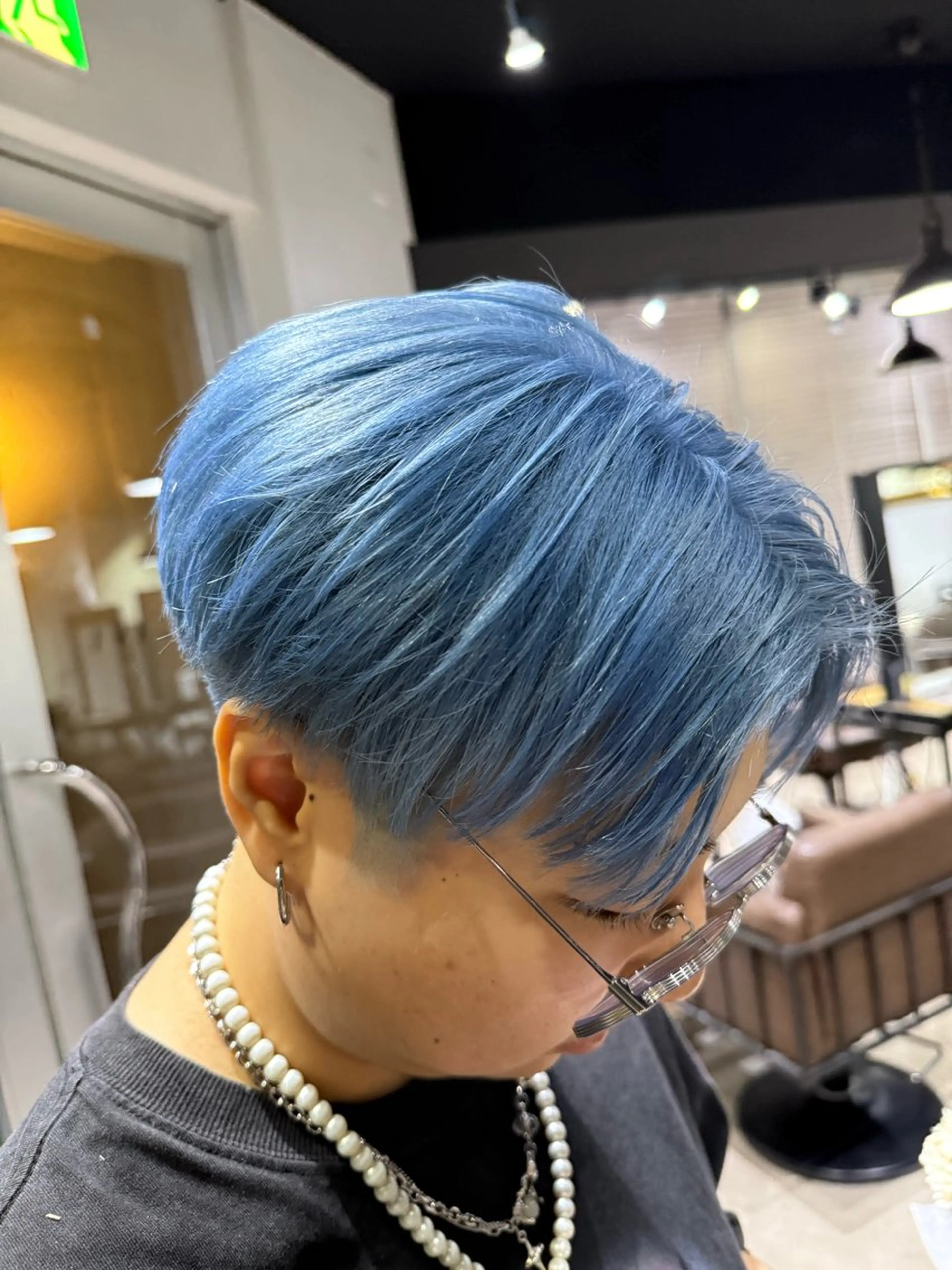 ショート 山影✨バレイヤージュ ハイライト✨メンズ◎のヘアスタイル