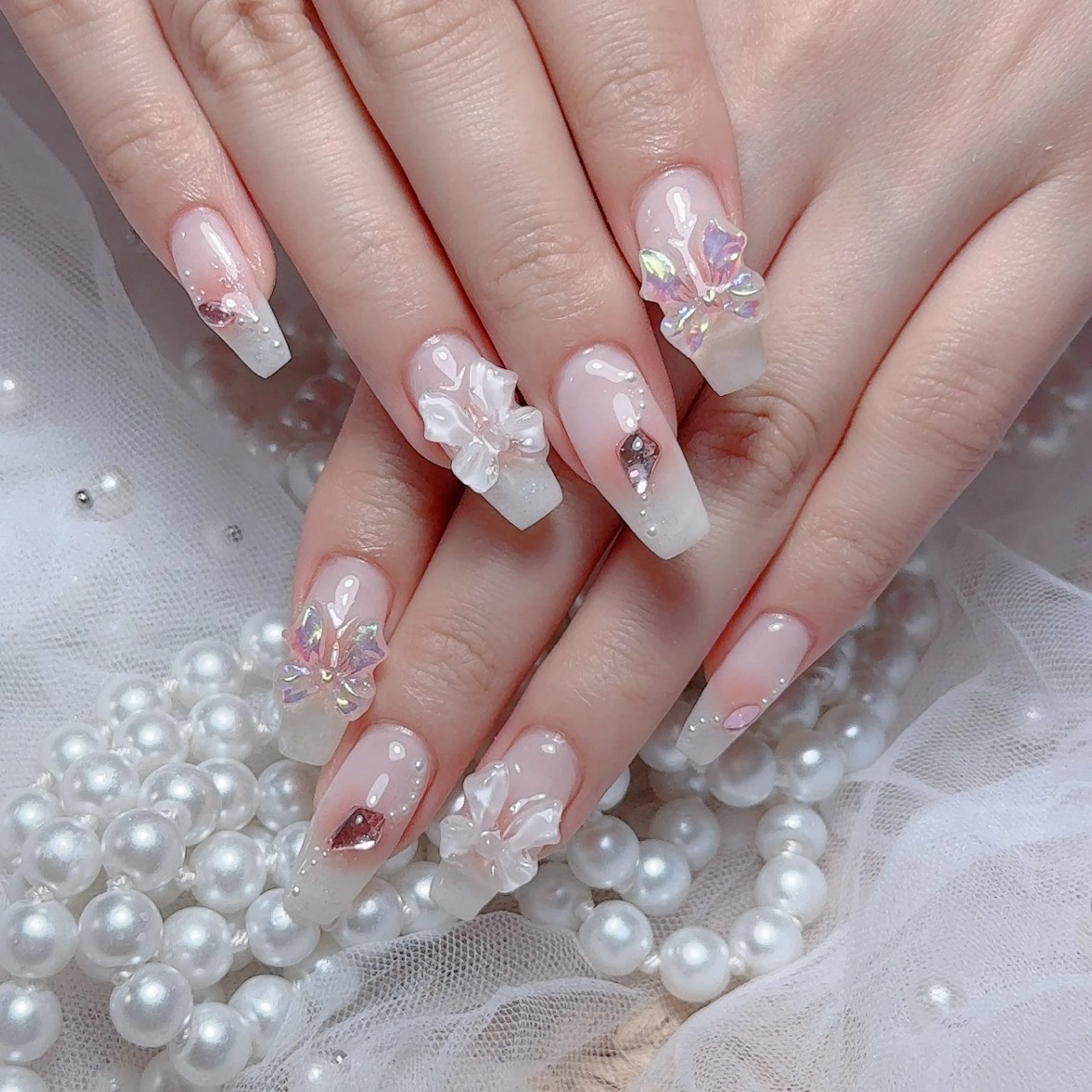 ネイル Maggie Nail🦩のネイルデザイン