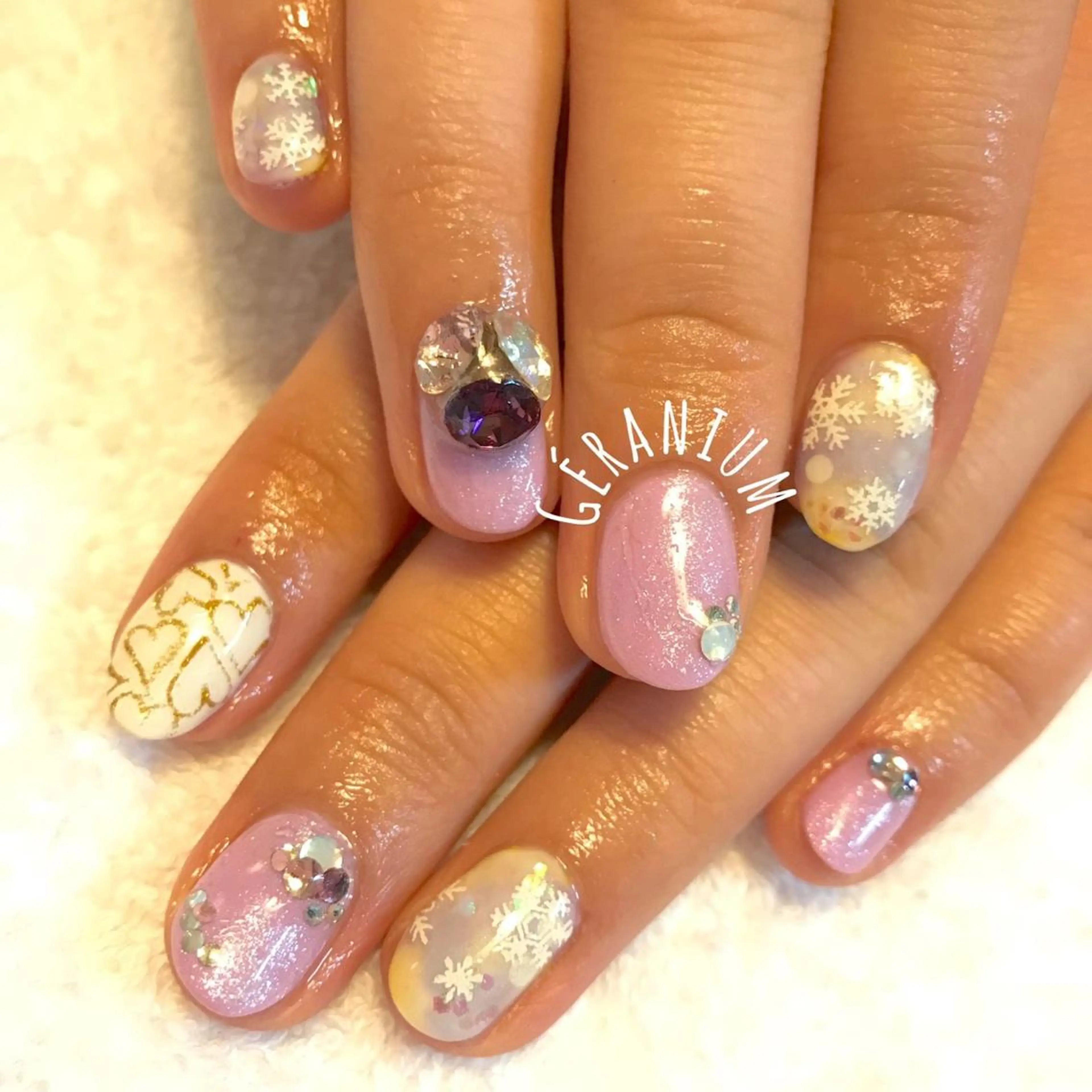 ネイル 冬ネイル GéRanium Harukaのネイルデザイン