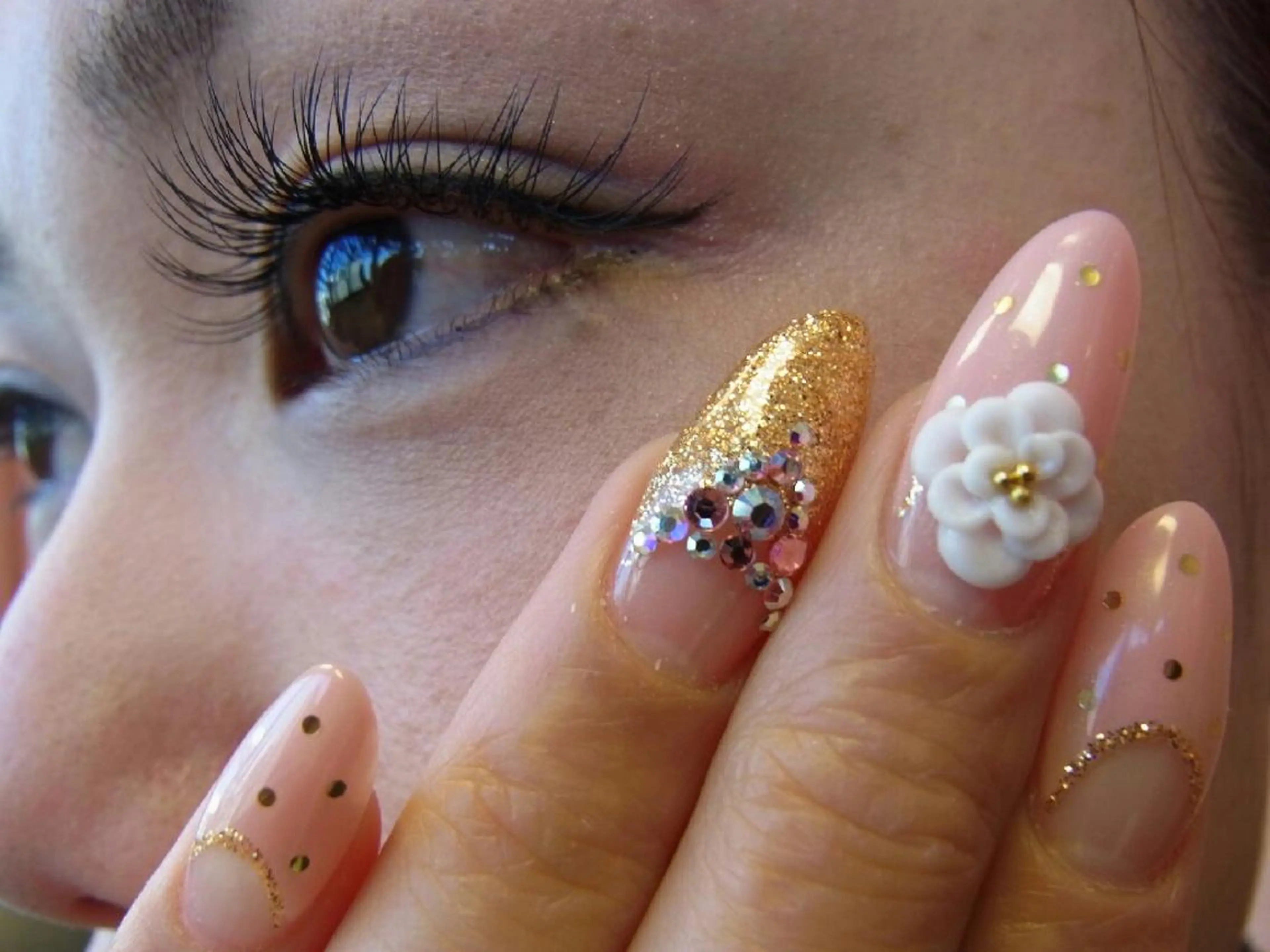 ネイル マツエク・マツパ 三上 恵美のマツエク・マツパデザイン