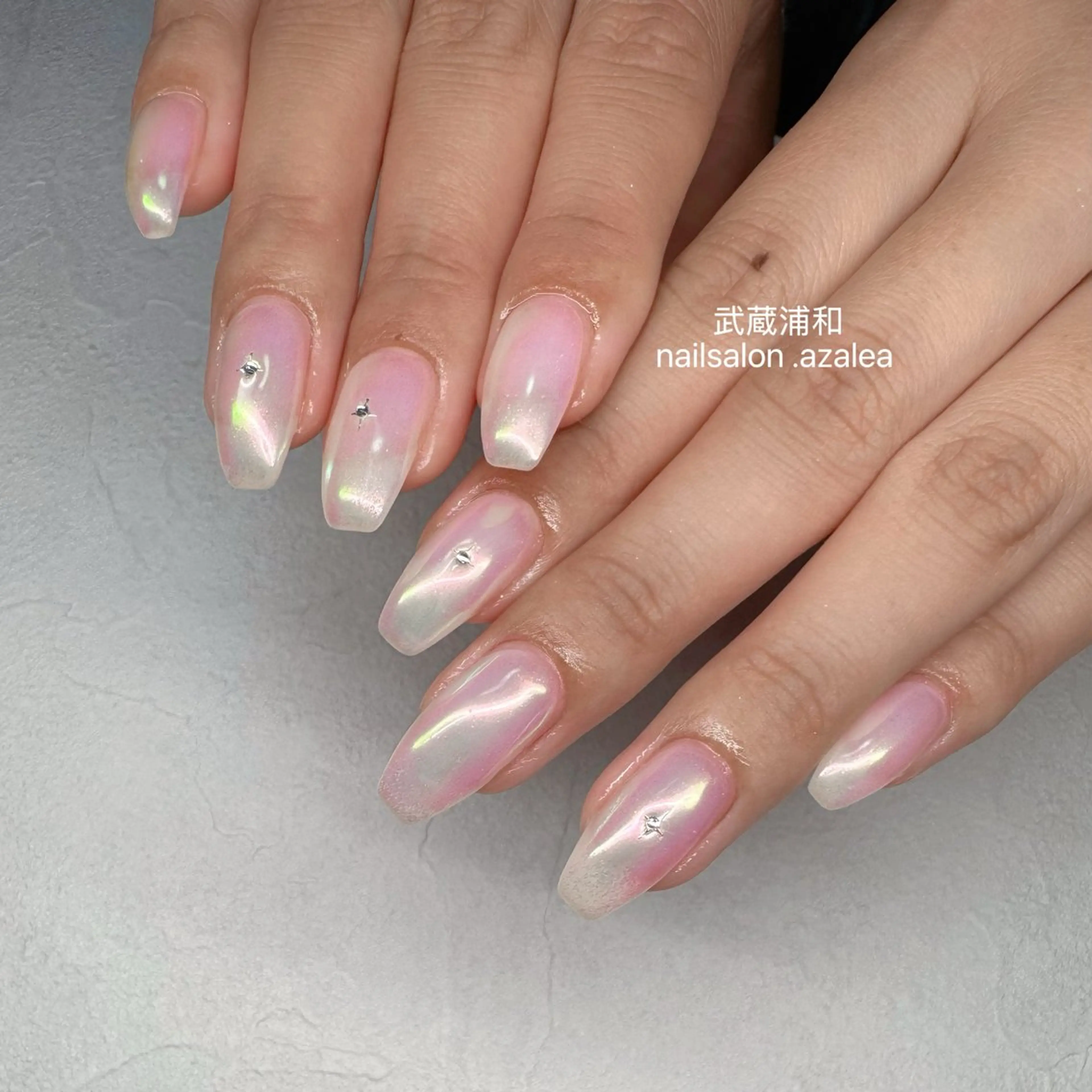 ネイル ハンドネイル R inのネイルデザイン