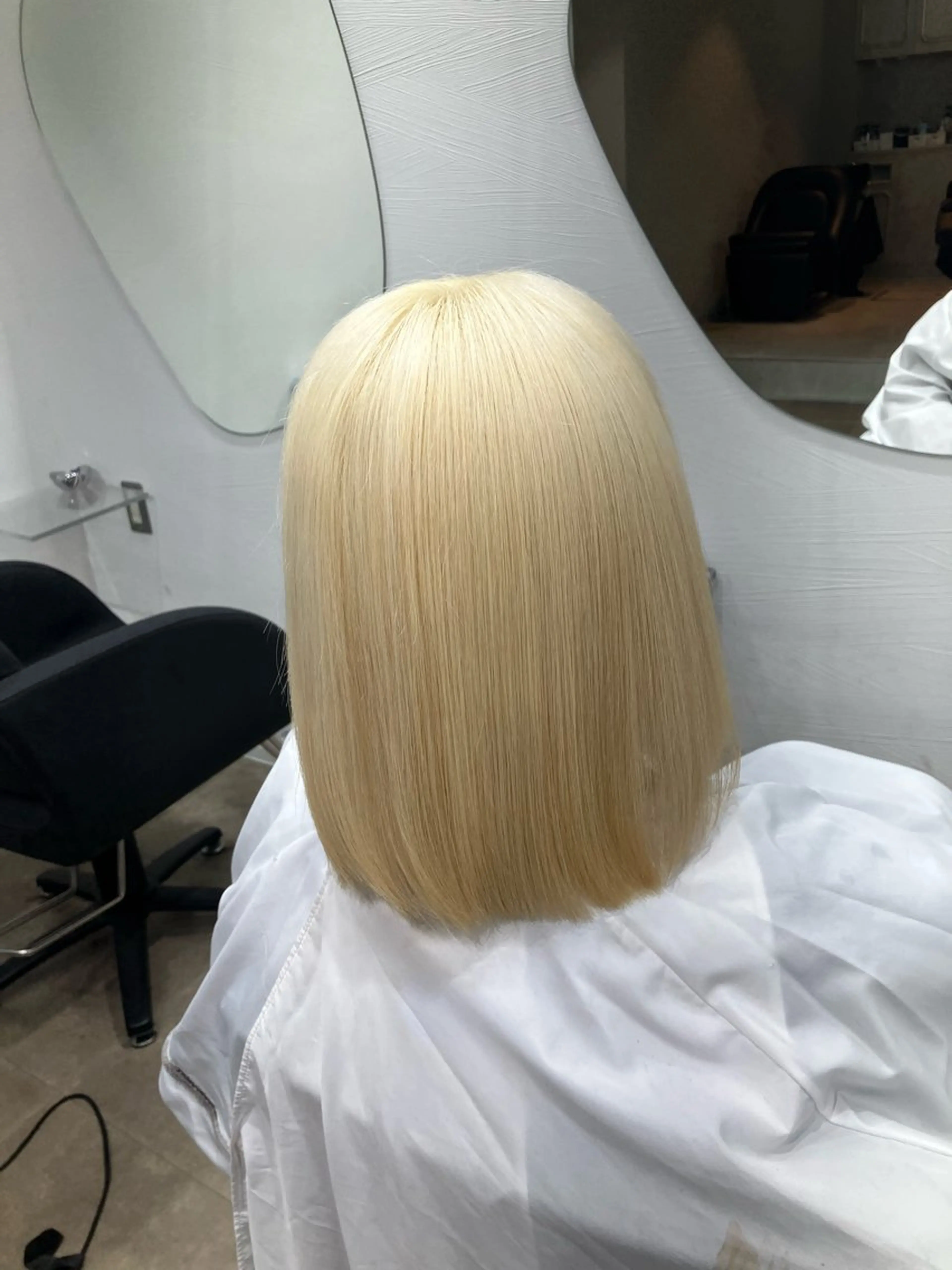 セミロング カラー ブリーチ 美髪矯正/パーマ まむのヘアスタイル