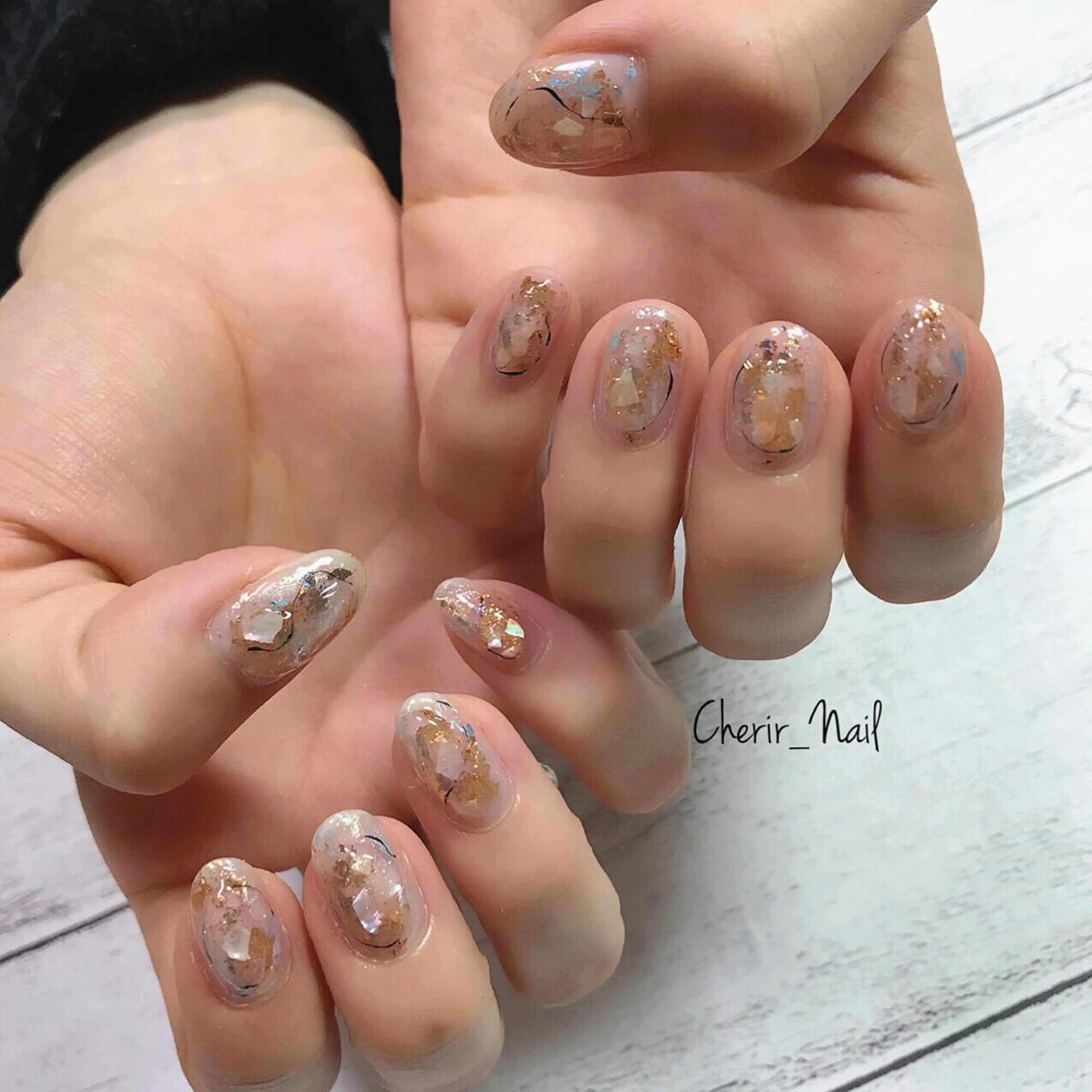 ネイル アートネイル クリアネイル ニュアンスネイル ショートネイル 冬ネイル Cherirnail kaoriのネイルデザイン