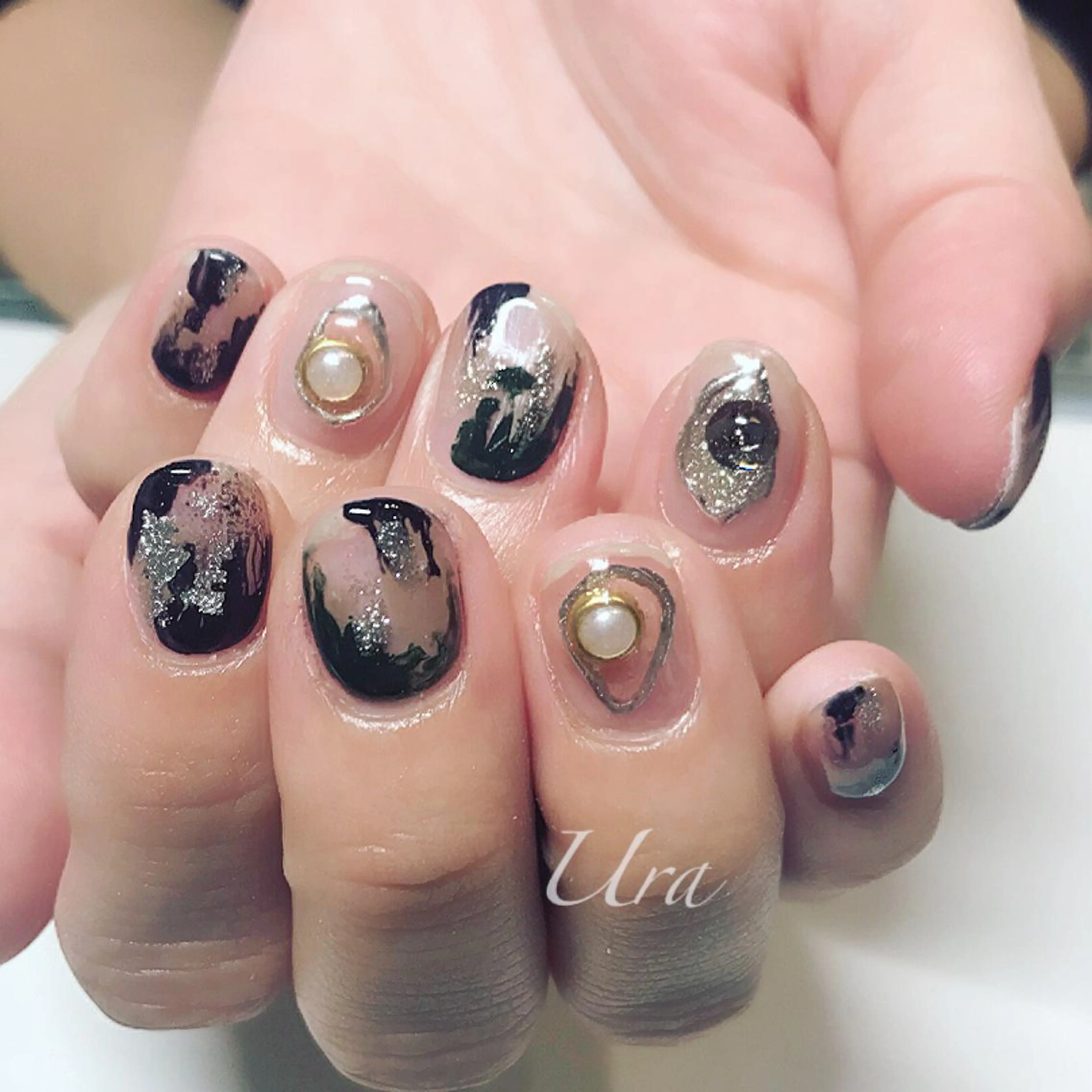 ネイル UrakoNail 《nail》のネイルデザイン