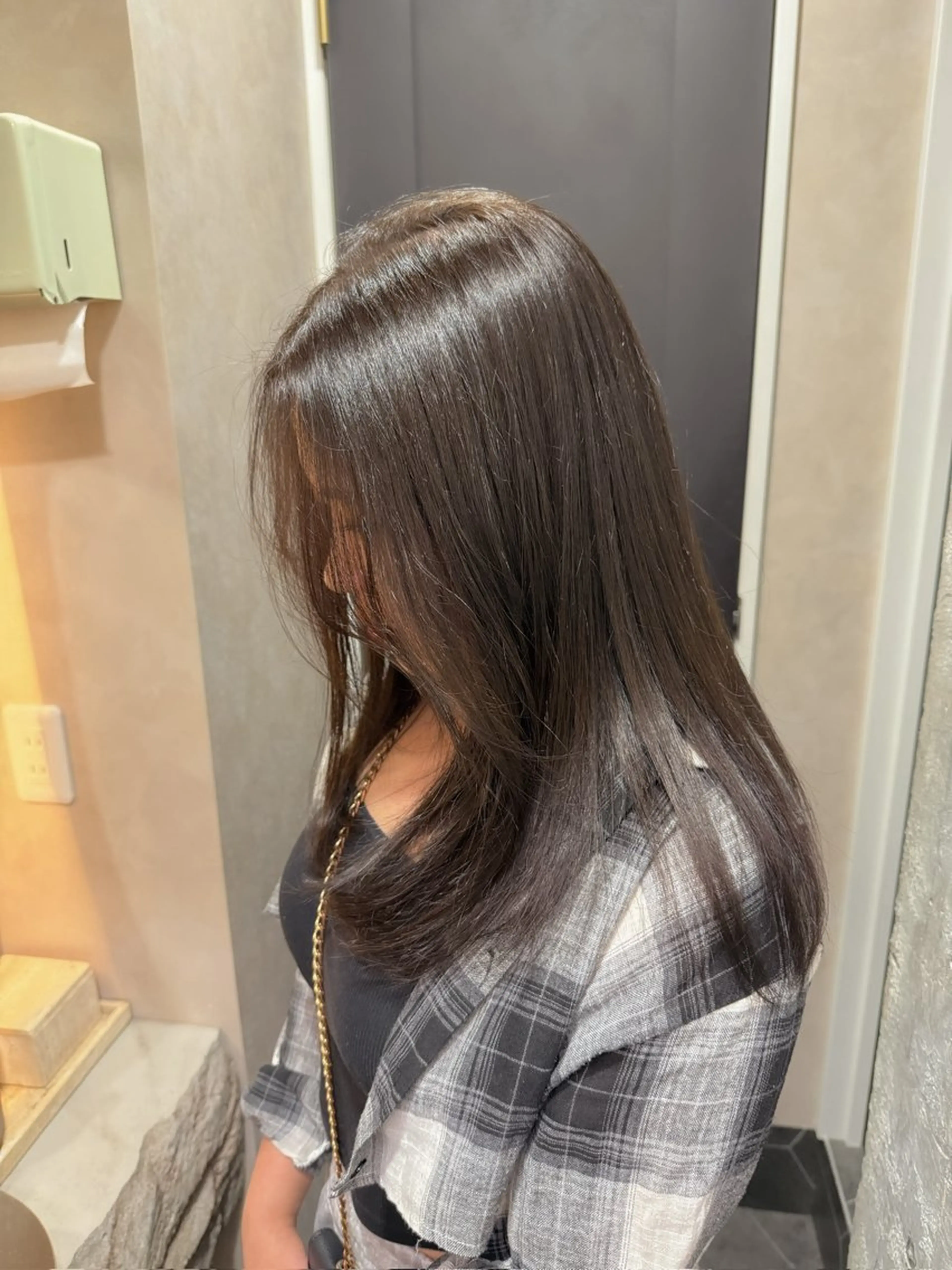 ミディアム カラー ヘアカラー トリートメント ヘッドスパ 🪐レイヤー/抜け感 カラー/加野彩果🪐のヘアスタイル