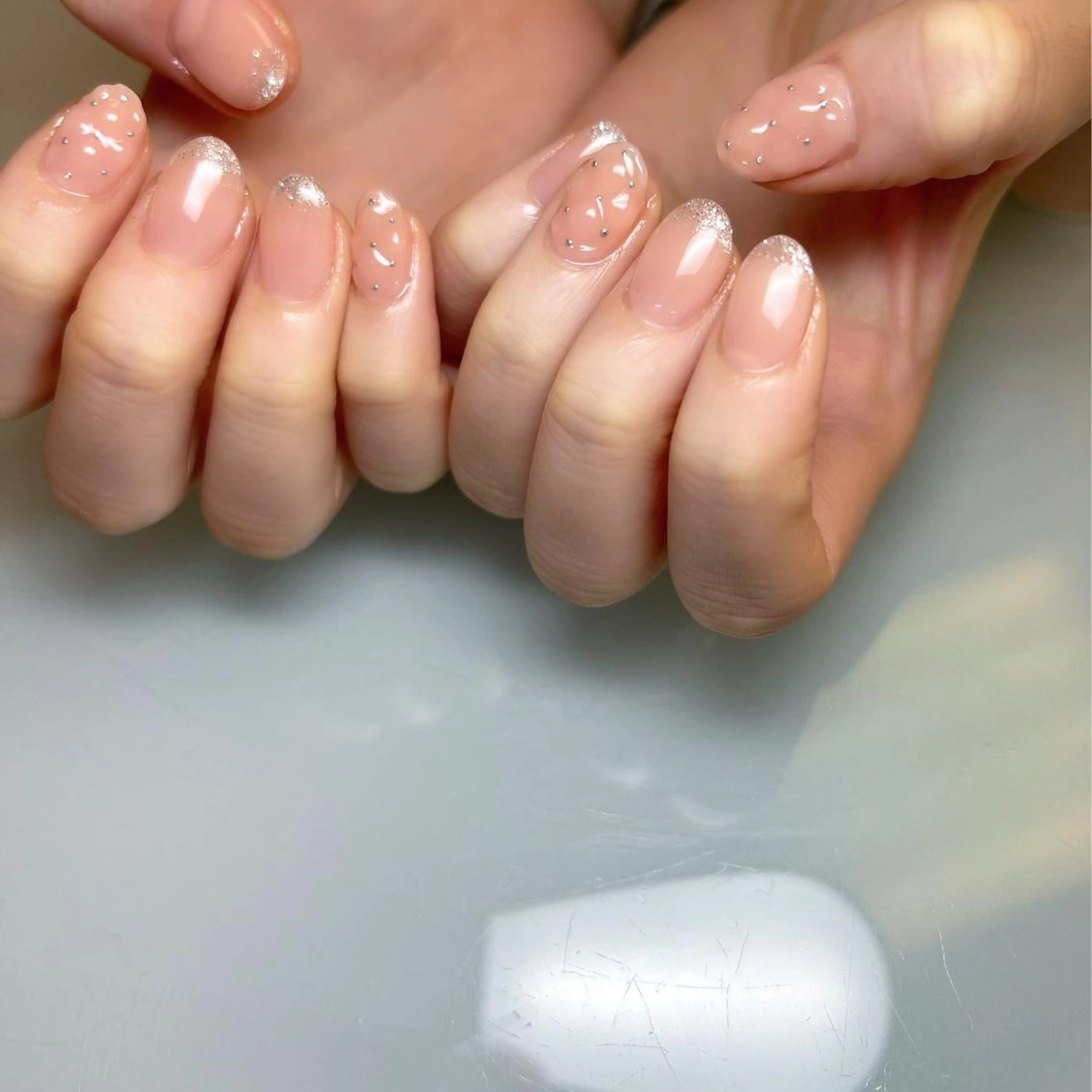 ネイル maison dari (ﾒｿﾞﾝ   ﾀﾞﾘ )所属・高橋 ユカのネイルデザイン