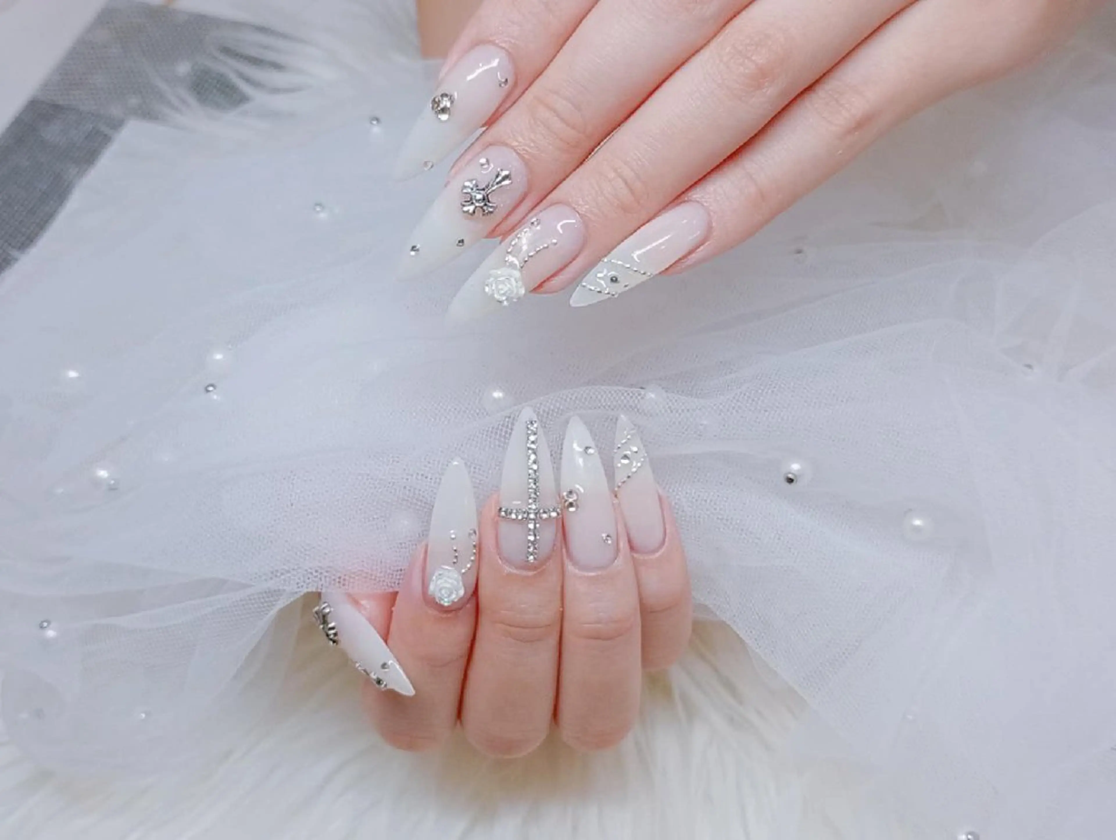 ネイル フットネイル フレンチネイル ジェルネイル ガラスフレンチ 韓国ネイル ハンドネイル ハンドケア The  Nail 新大久保店のその他イメージ