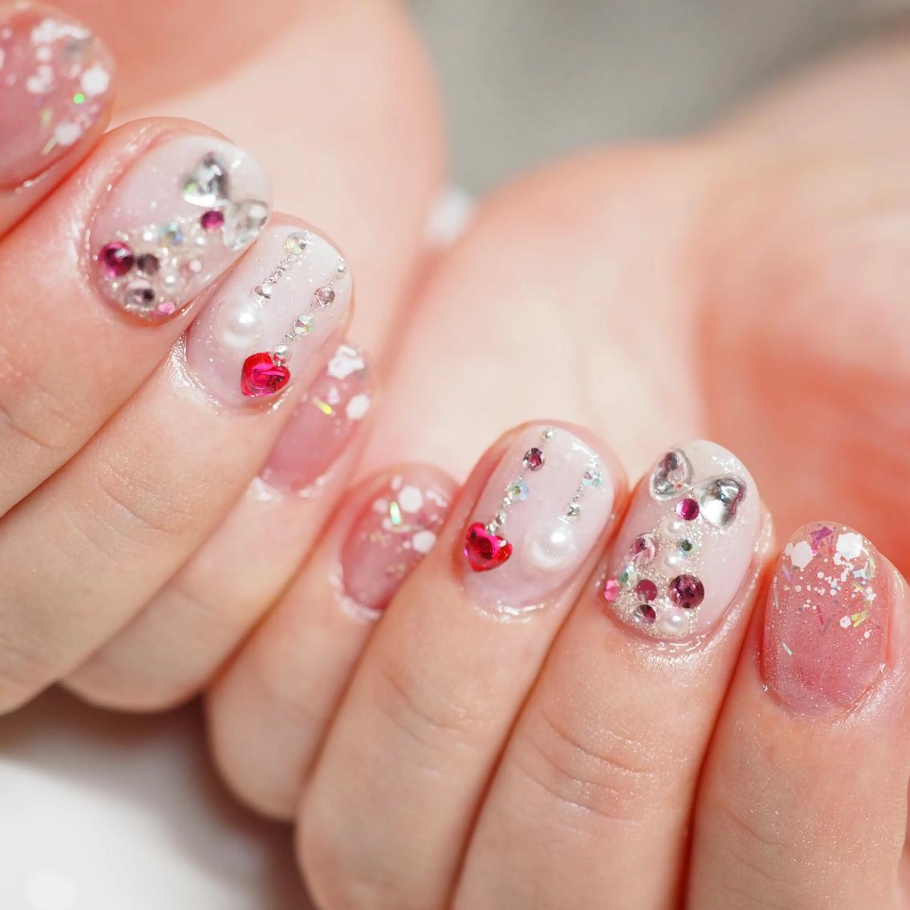 ネイル ハンドネイル 深爪を断らない スカルプ高評価店のネイルデザイン