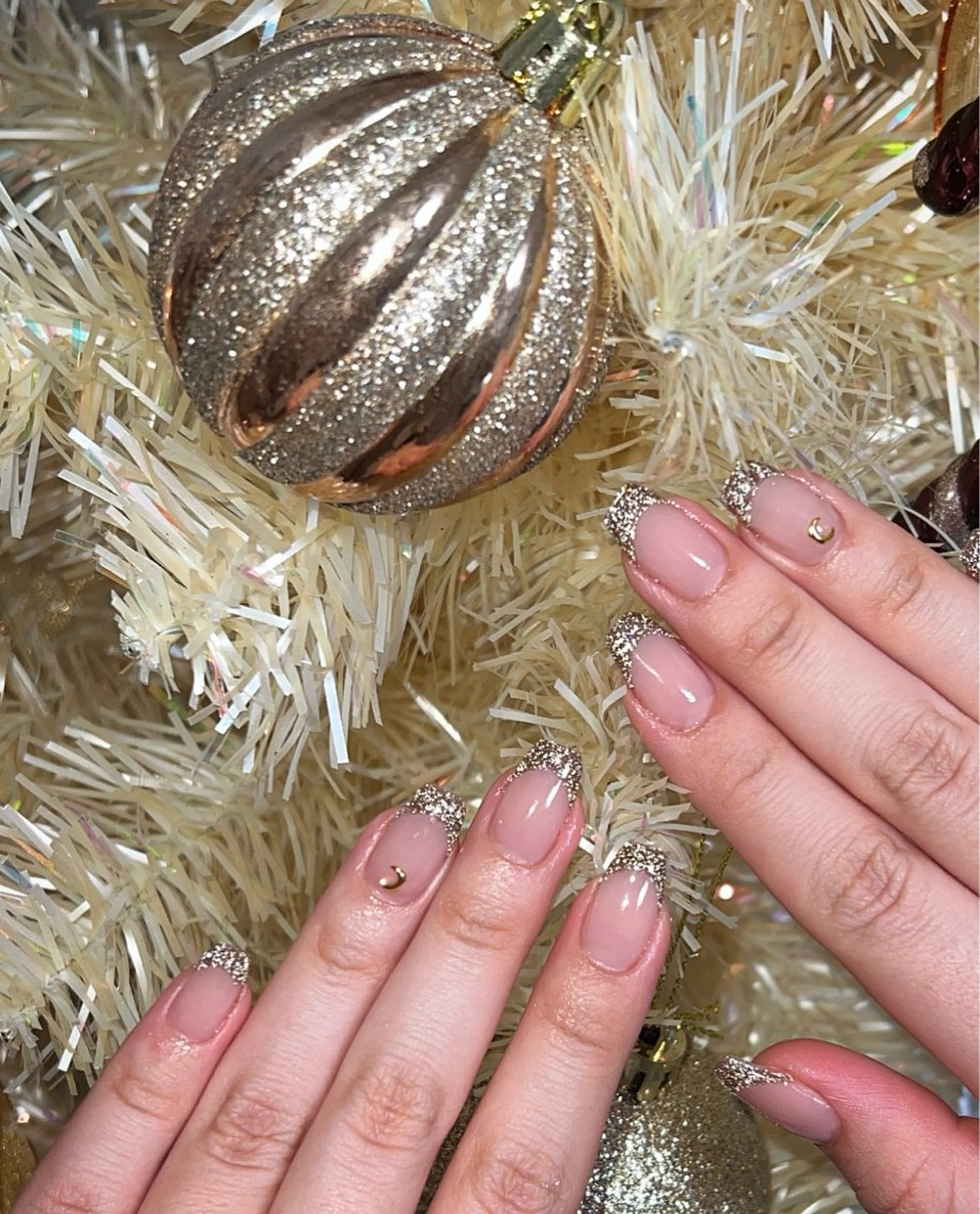 ネイル フラッシュネイル フレンチネイル スカルプネイル 冬ネイル ハンドネイル ✾ NailRoom Latina🌻💓のネイルデザイン