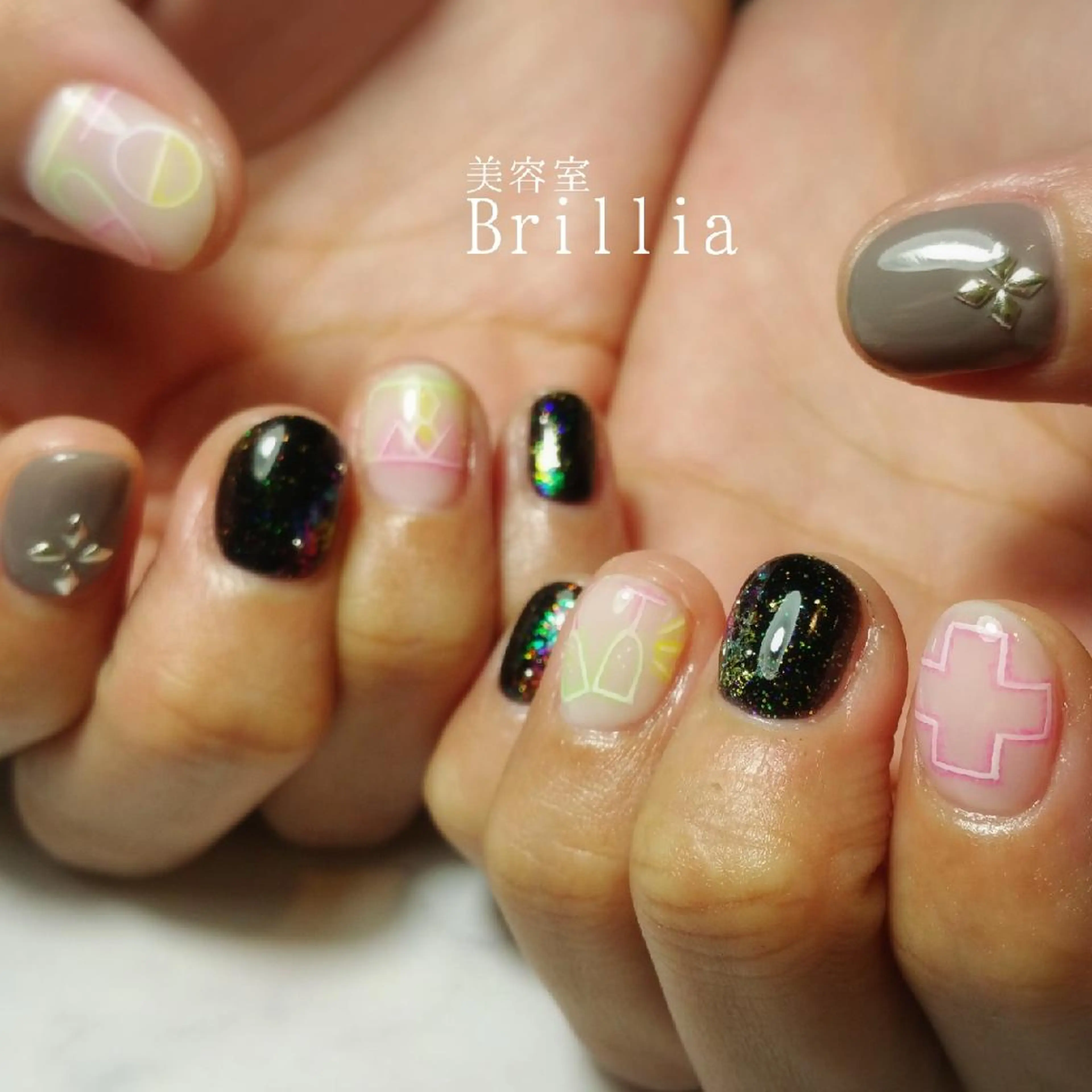 ネイル ハンドネイル 柴田 彩のネイルデザイン