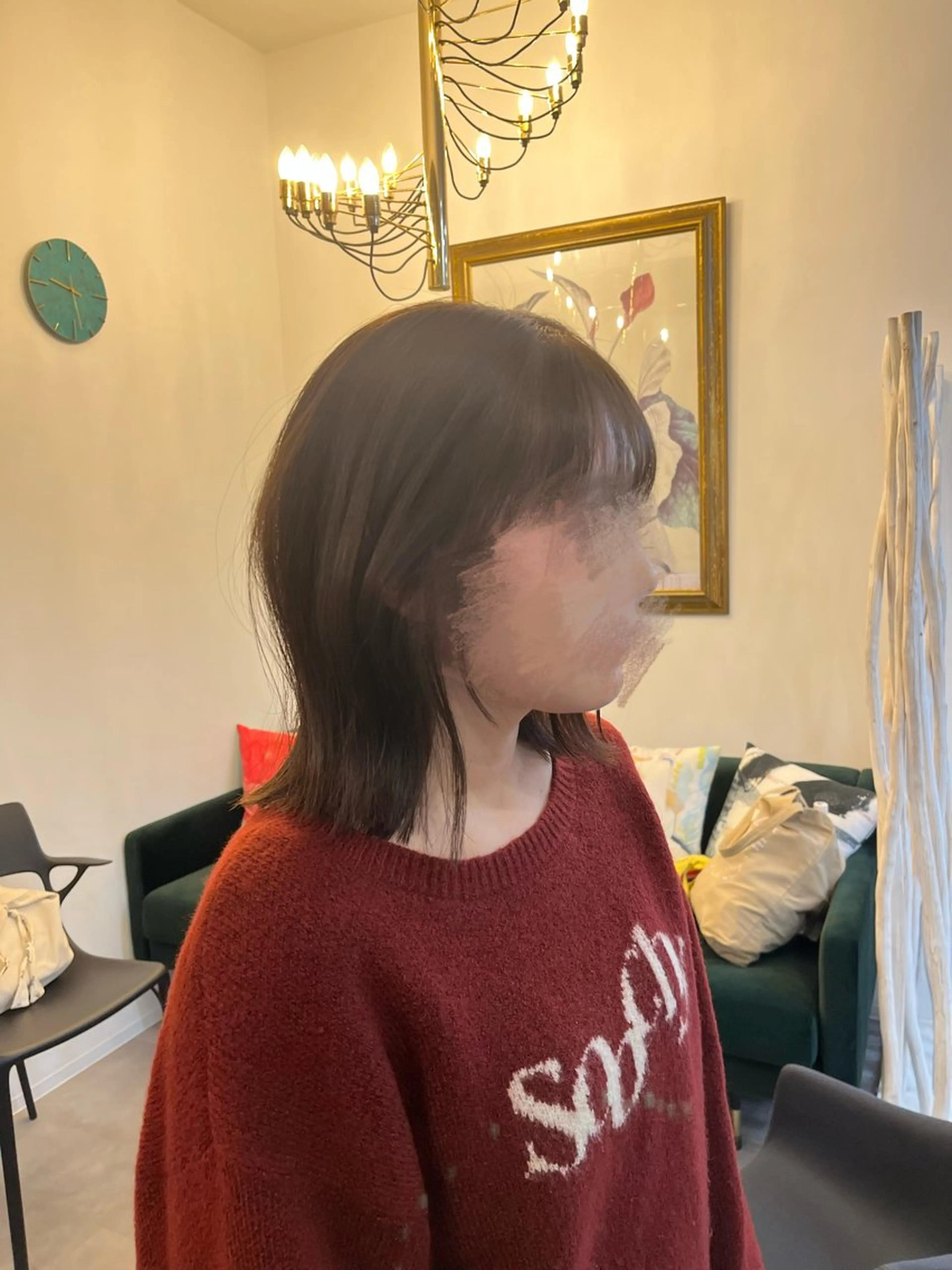 ミディアム 外ハネヘア 吉田 琴羽のヘアスタイル