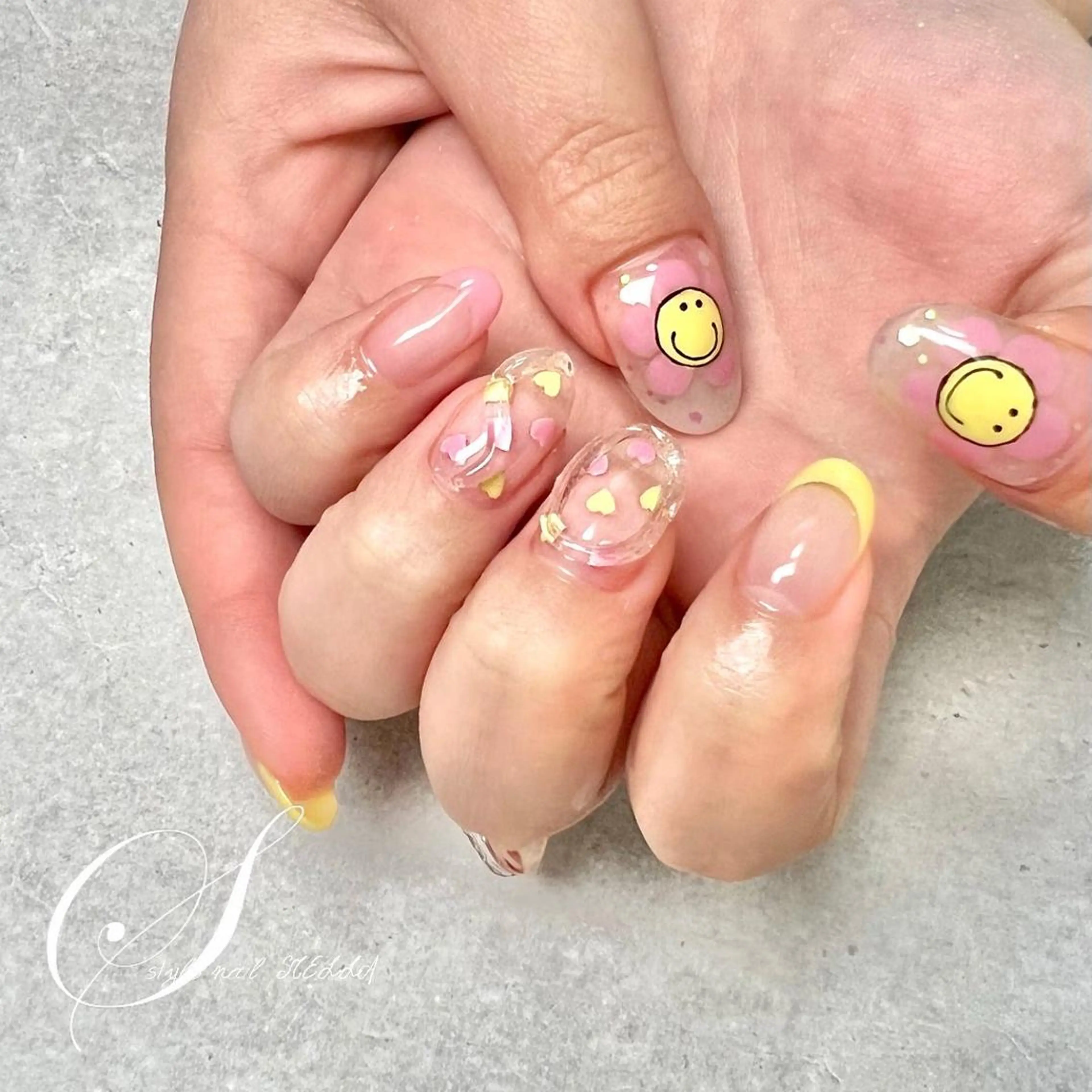 ネイル アートネイル クリアネイル フレンチネイル ジェルネイル 持ち込み ハンドネイル ステラ marikominoのネイルデザイン