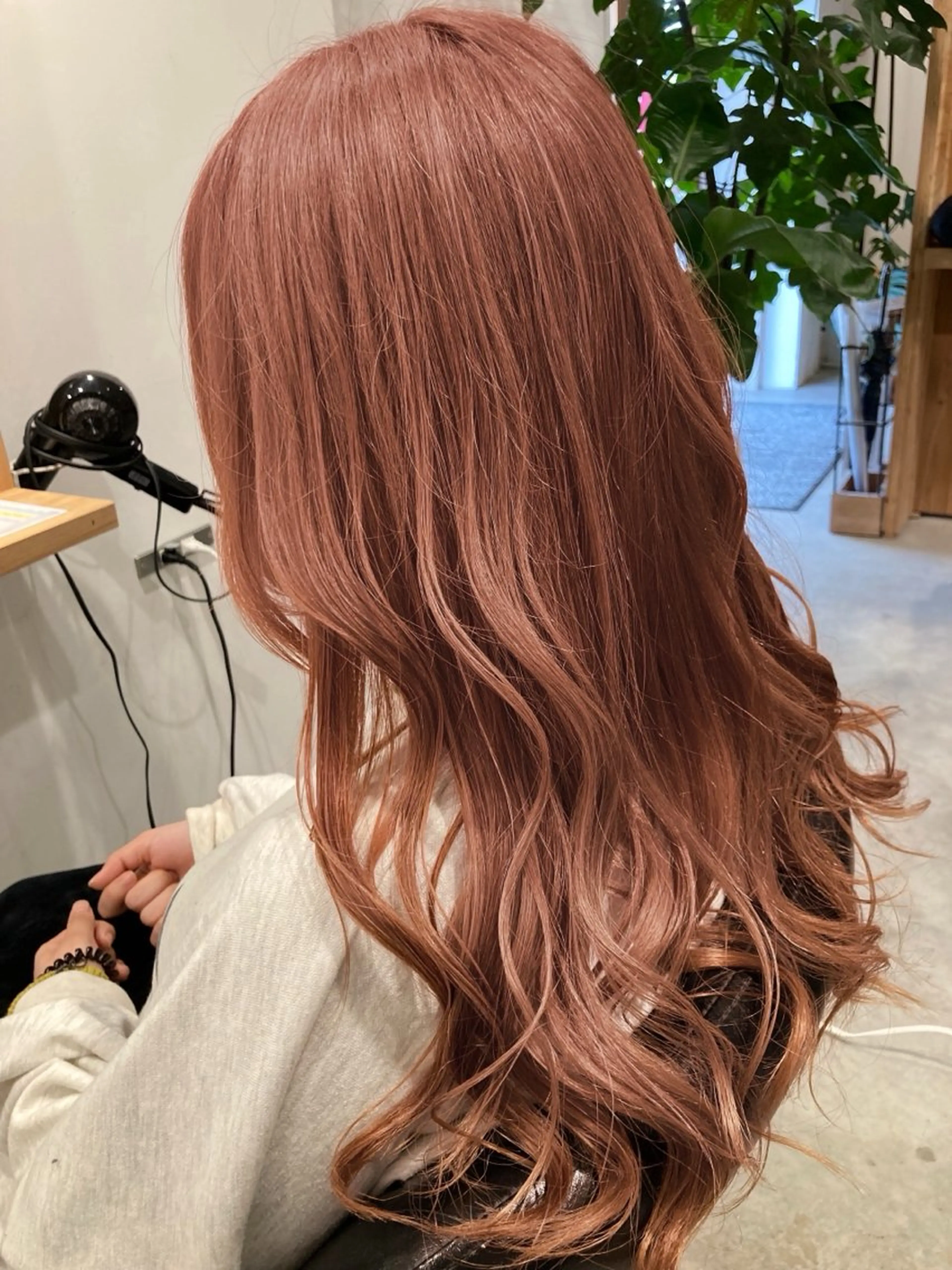 カラー 山城 大芽のヘアスタイル