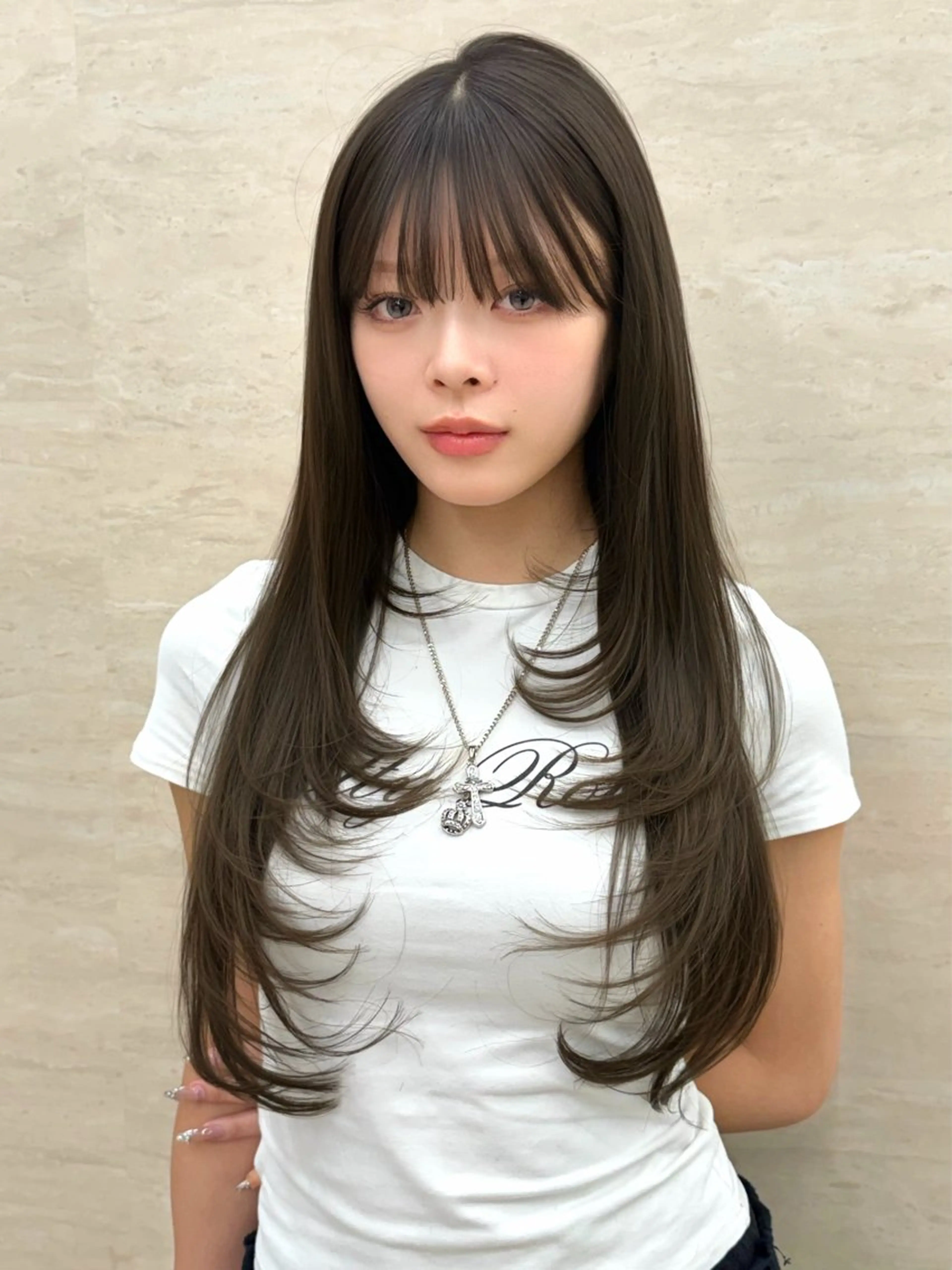 ロング レイヤーカット ロング 小顔カット PULSE ASAHIのヘアスタイル