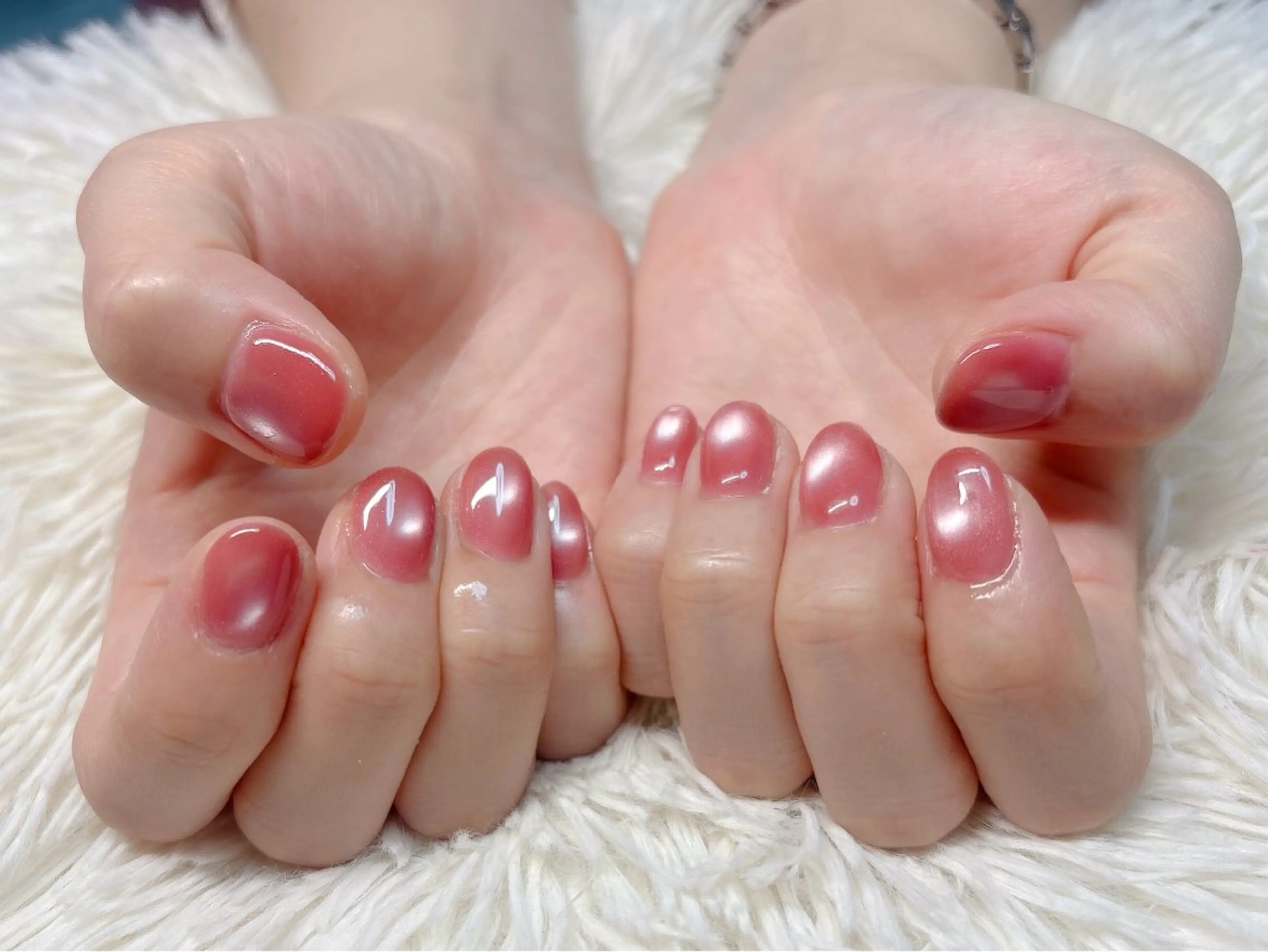 ネイル ハンドネイル パッチリオメメ Lianaのネイルデザイン