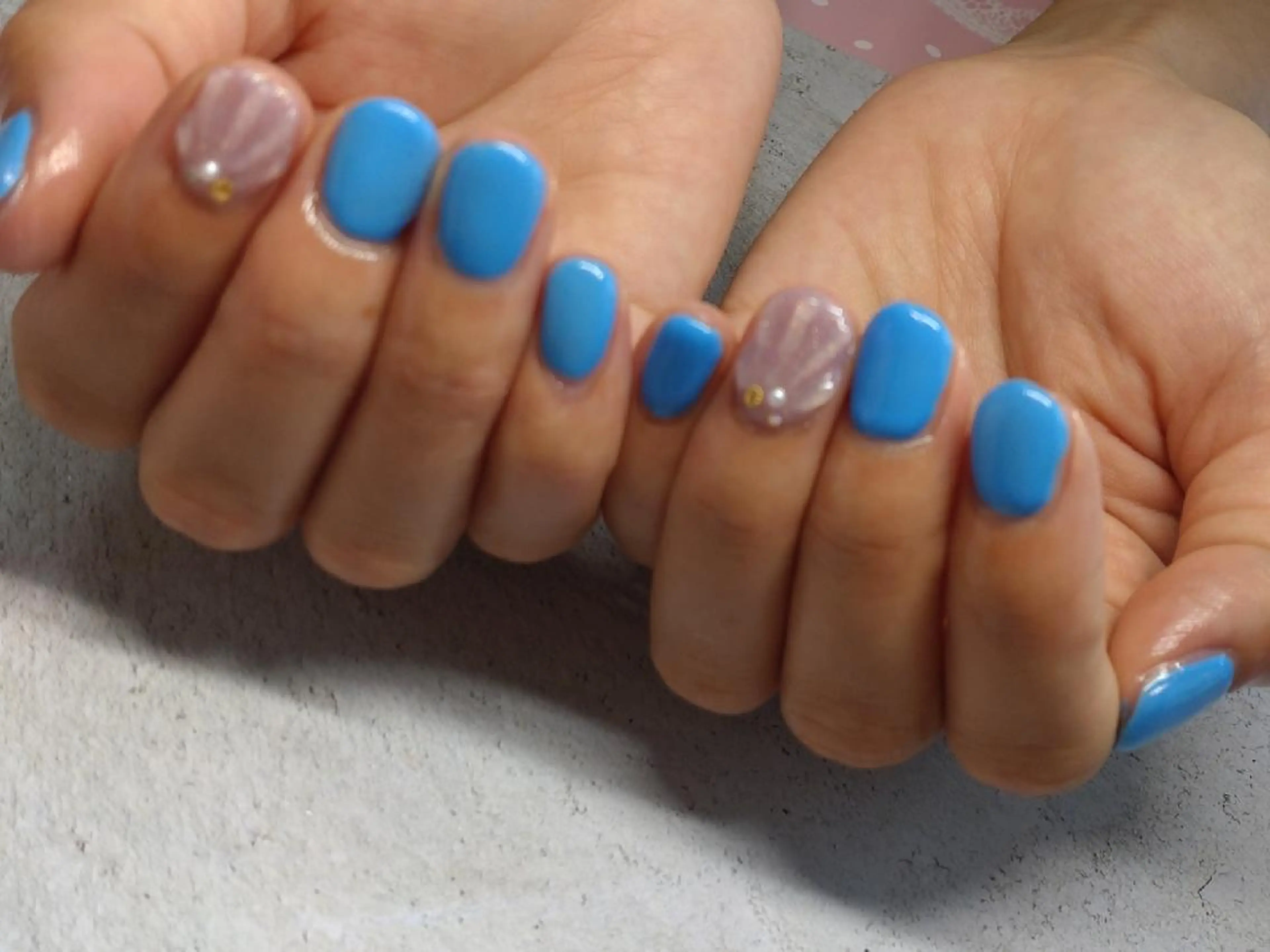 ネイル ラメ(グリッター) ピンク 夏ネイル Nail salon Yuliyのネイルデザイン