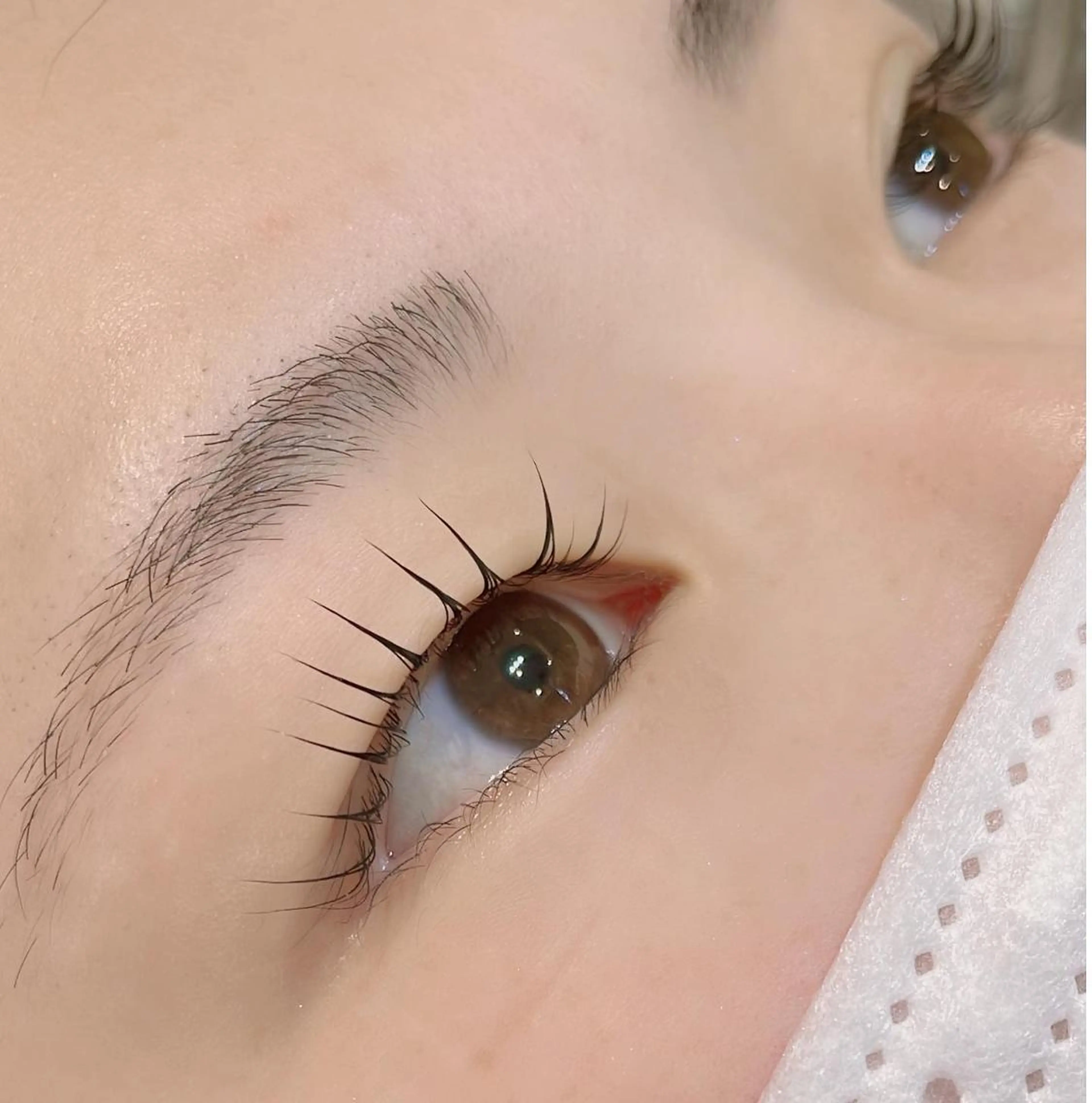 ネイル マツエク・マツパ まつげパーマ ボリュームラッシュ ジェルネイル ニュアンスネイル パラジェル 髙橋 敦子のネイルデザイン