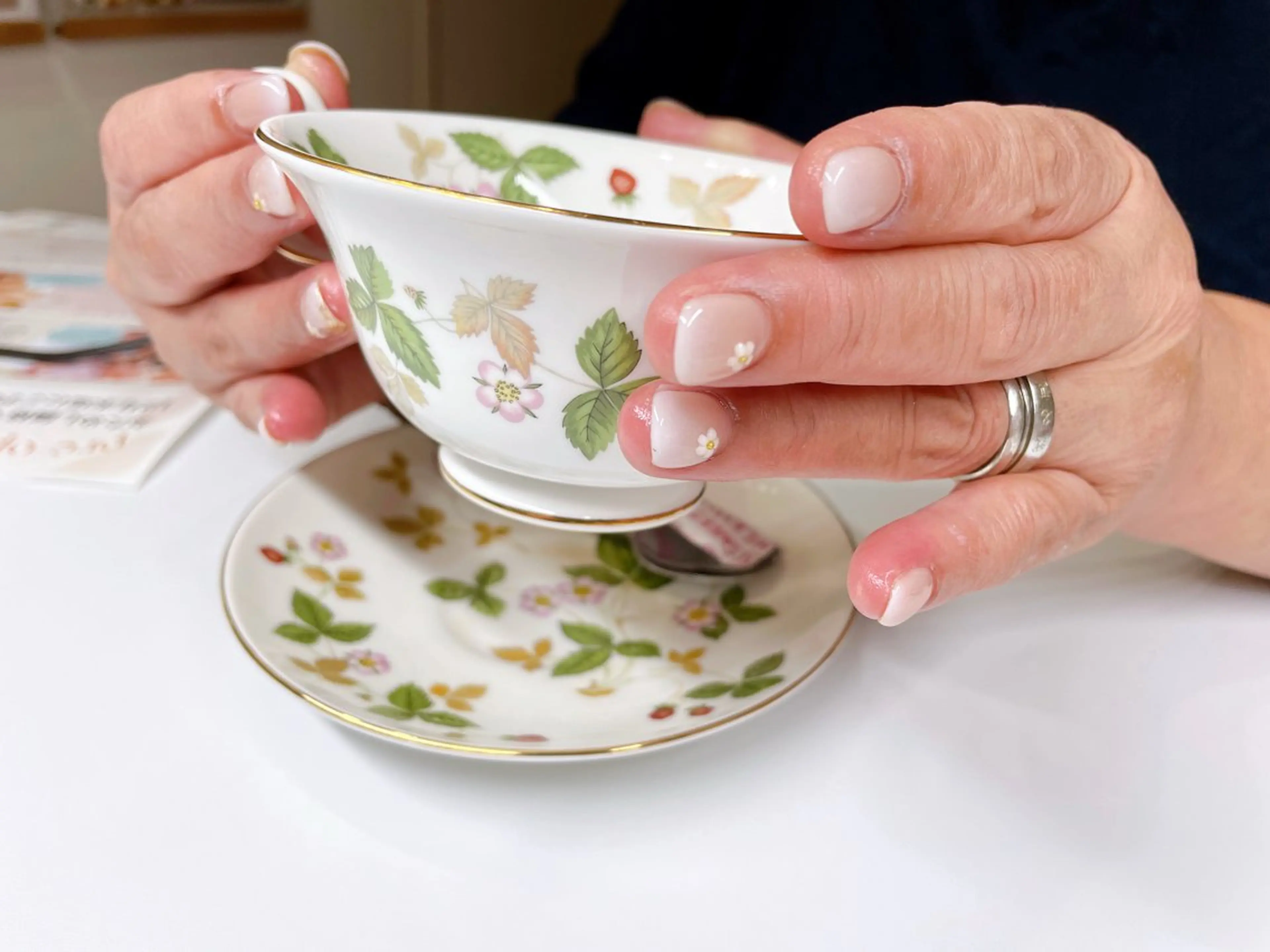 ネイル ジェルネイル グラデーション ハンドネイル ネイルサロン　キュアリーネ所属・ネイルサロン キュアリーネのネイルデザイン