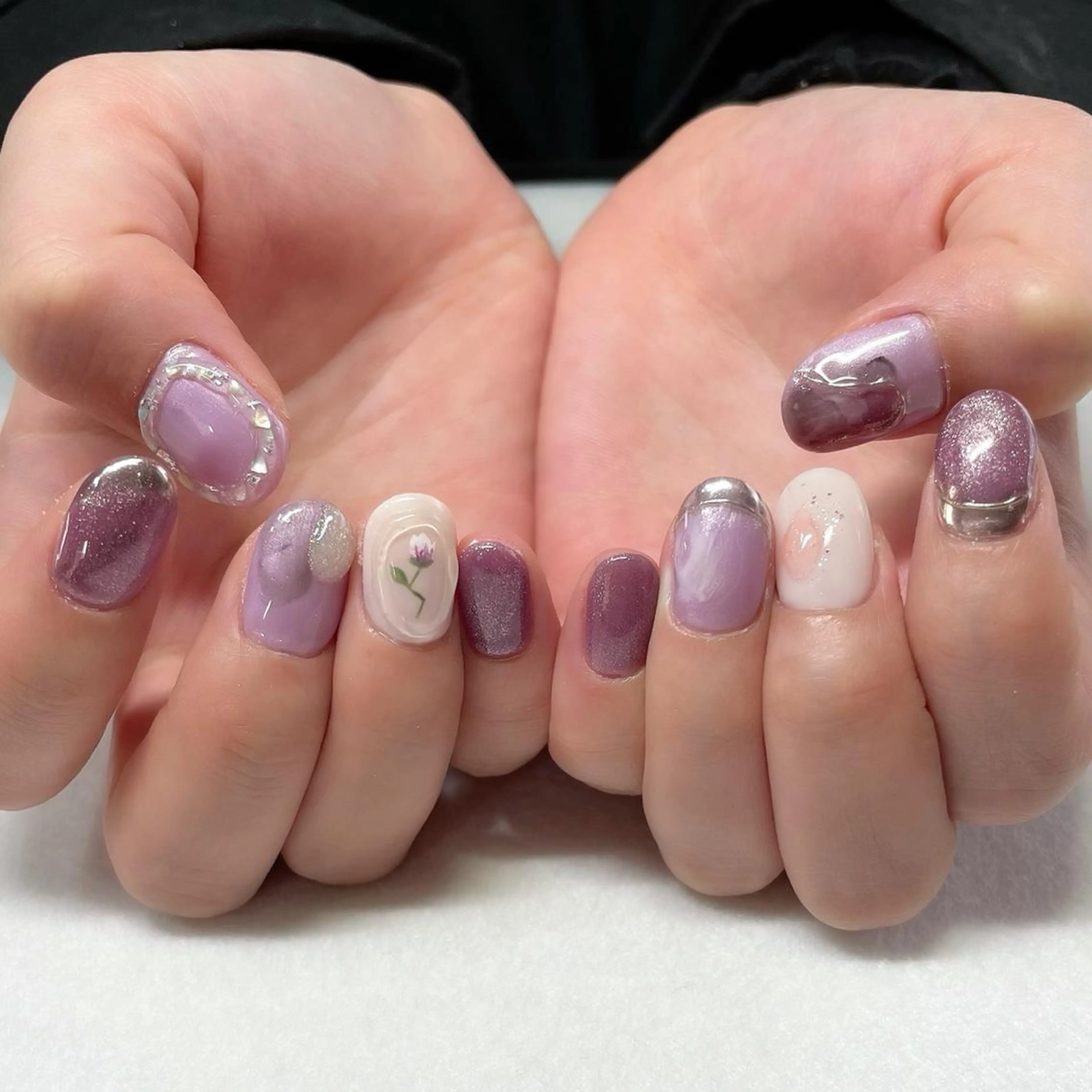 ネイル ジェルネイル 東 千夏のネイルデザイン