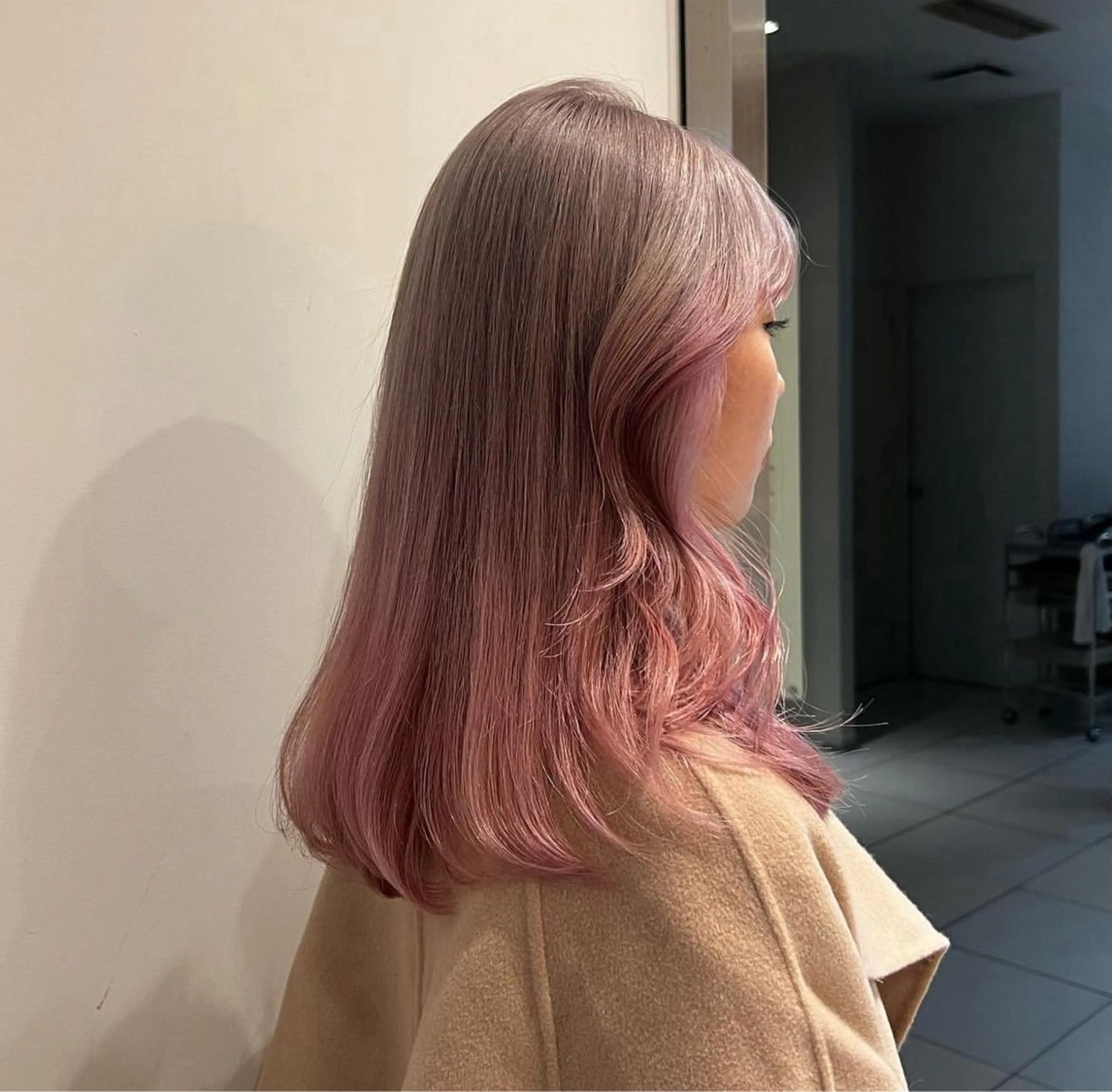 ロング ヘアカラー ハイトーン/ 髪質改善/ヒロタリカのヘアスタイル