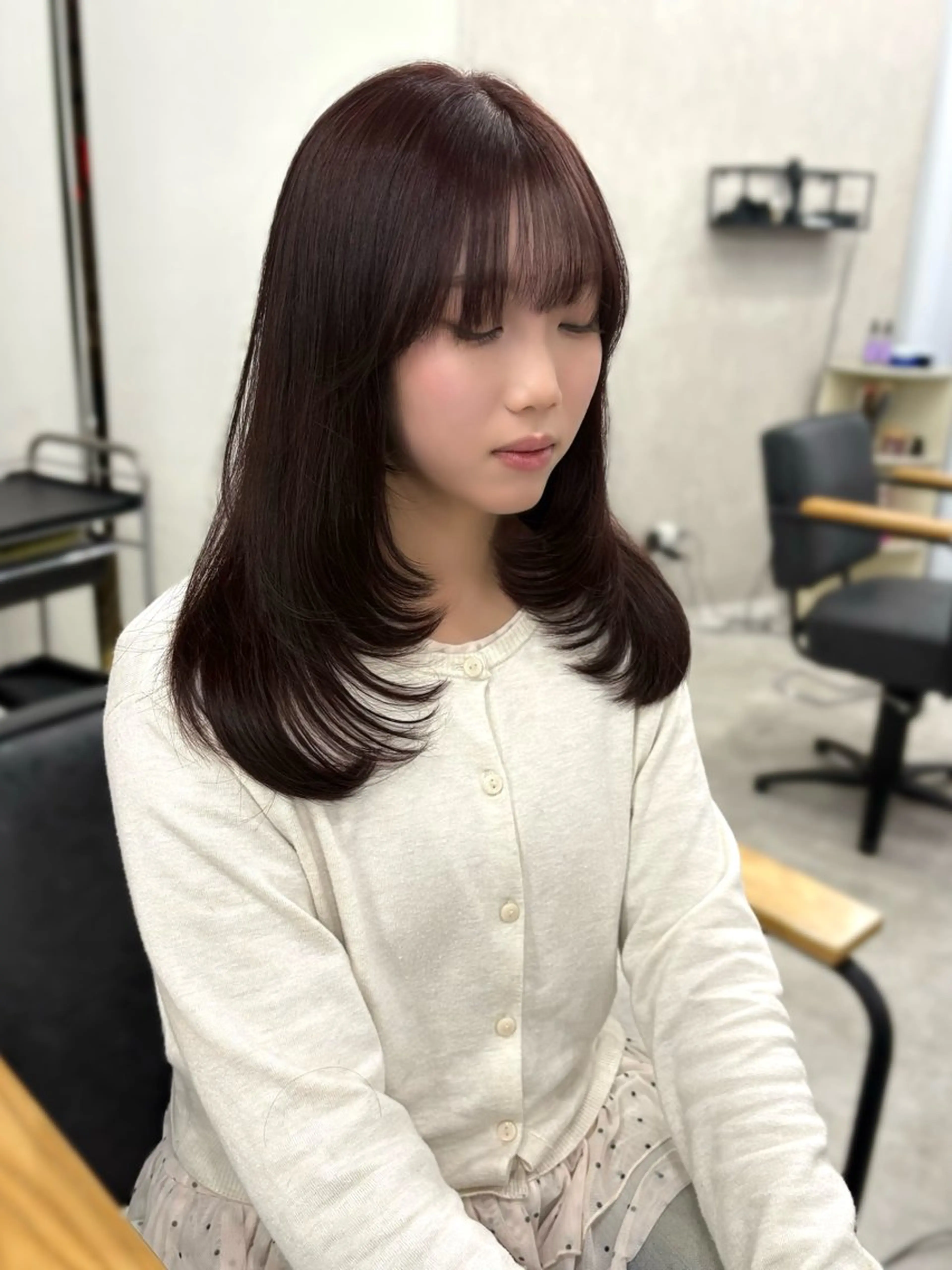 セミロング カラー ピンクカラー レイヤーカット カット ヘアカラー 盛れる顔まわり✨🎀 レイヤー別所好葉のヘアスタイル
