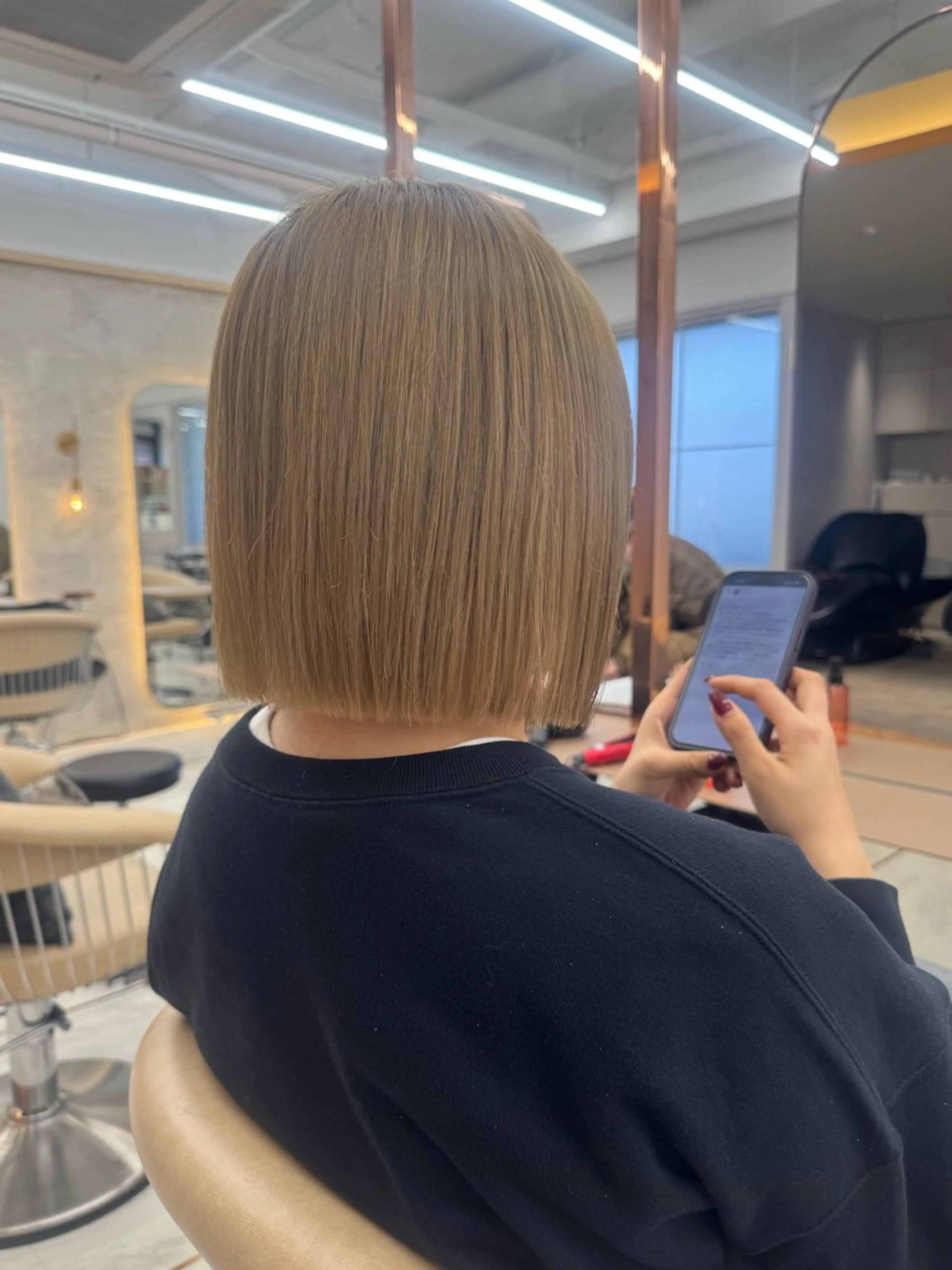 ミディアム ウルフ/レイヤー/ ボブ/大石晴也🦋のヘアスタイル