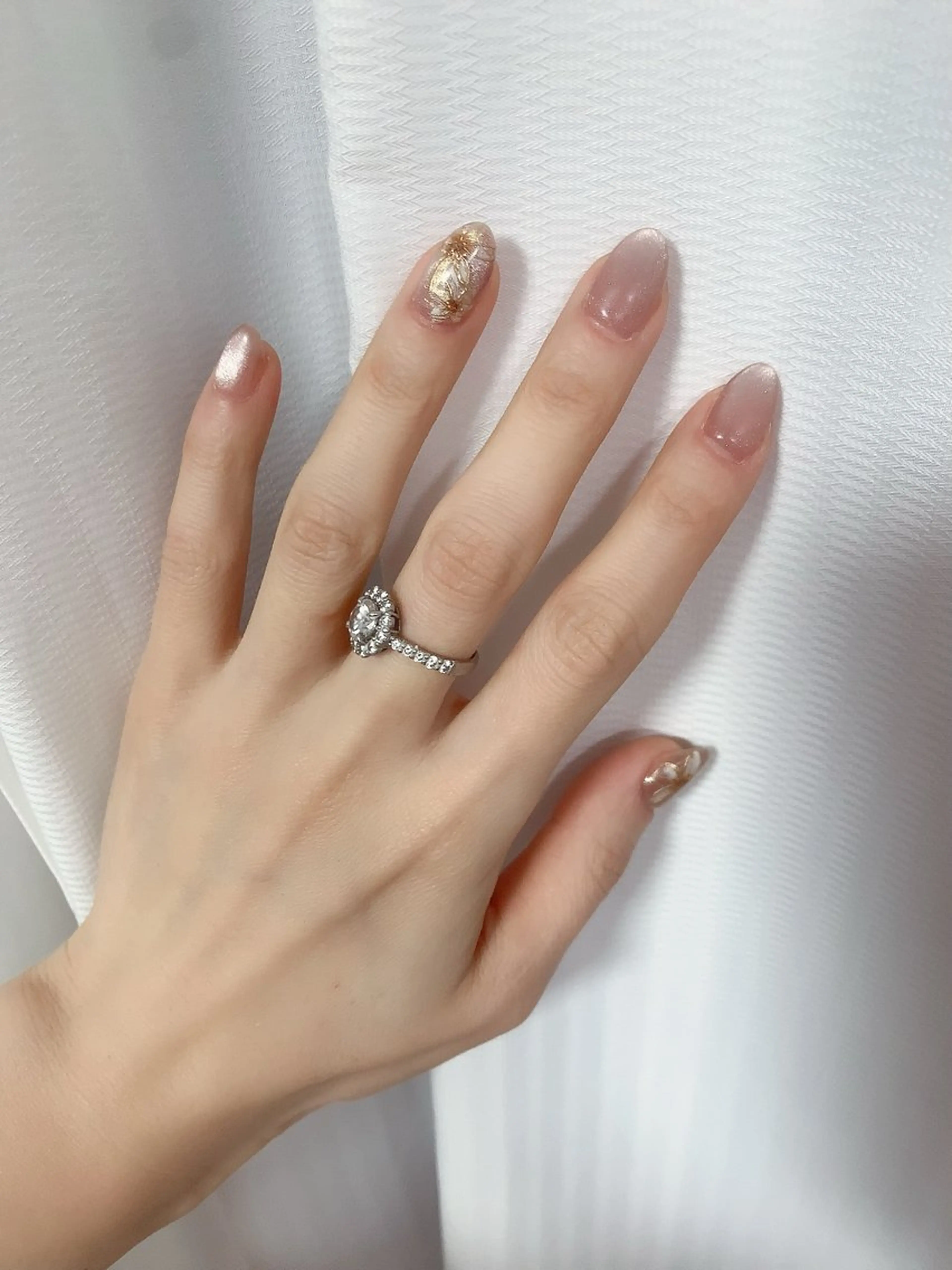 ネイル 💅E•U•B NAIL🌹所属・横浜市中区曙町 ネイルE·U·Bのネイルデザイン