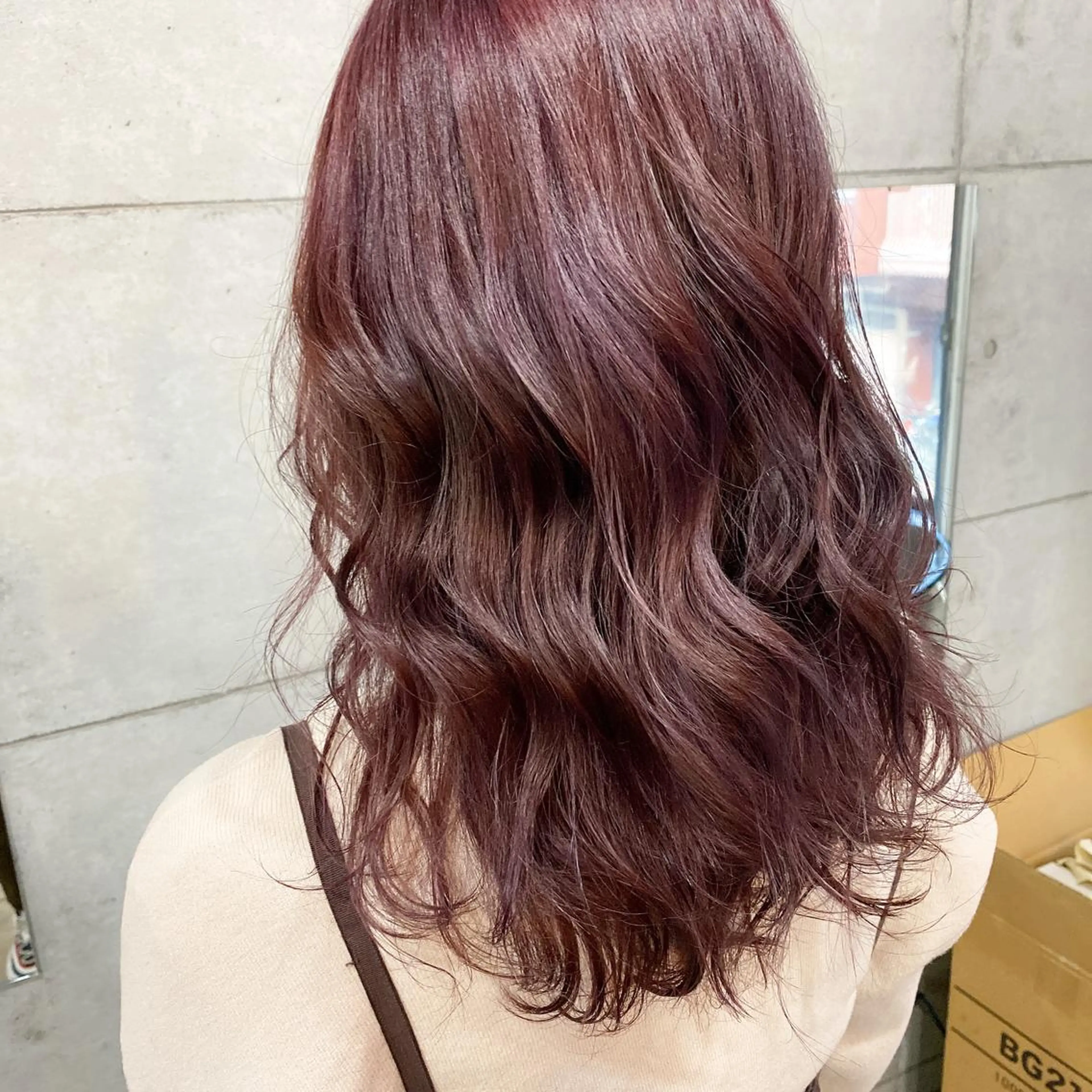 セミロング ピンクブラウン 艶カラー💎 髪質改善🎈アトワのヘアスタイル