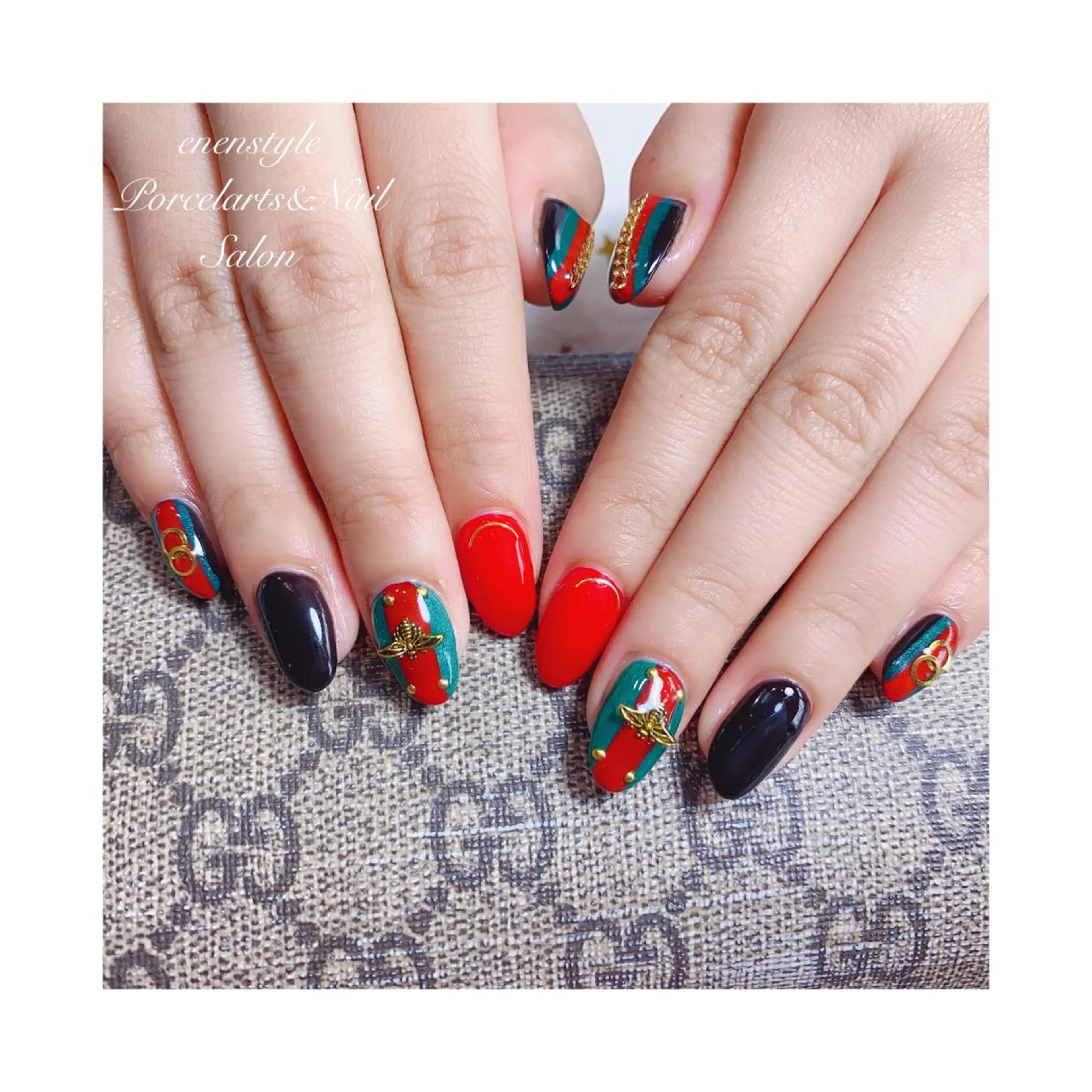 ミディアム ネイル ジェルネイル ニュアンスネイル オフィスネイル ワンカラーネイル パラジェル ハンドネイル 👑enen style👑のネイルデザイン