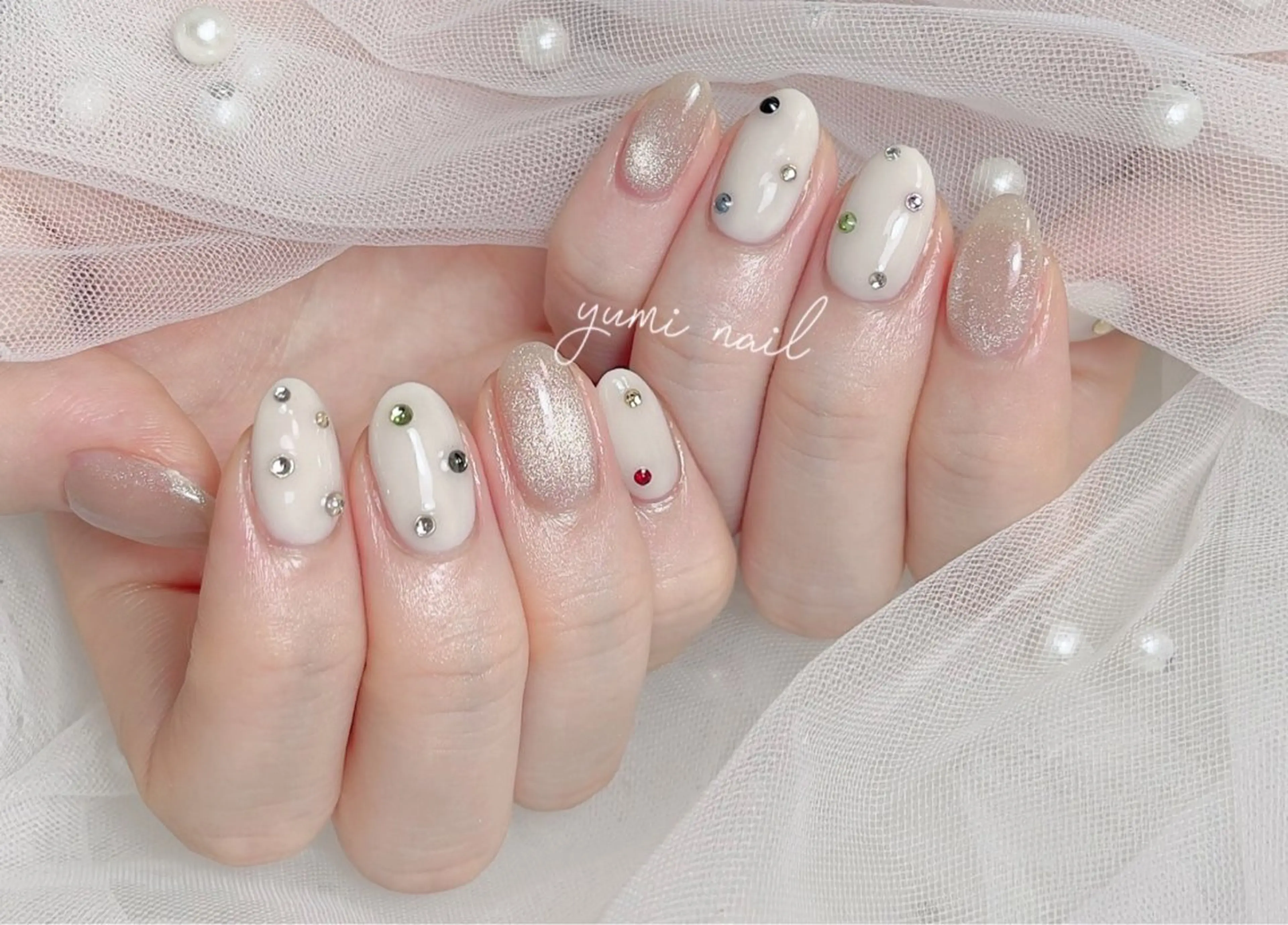 ネイル 𝐲𝐮𝐦𝐢🎀 長さ出しデザイン専門のネイルデザイン