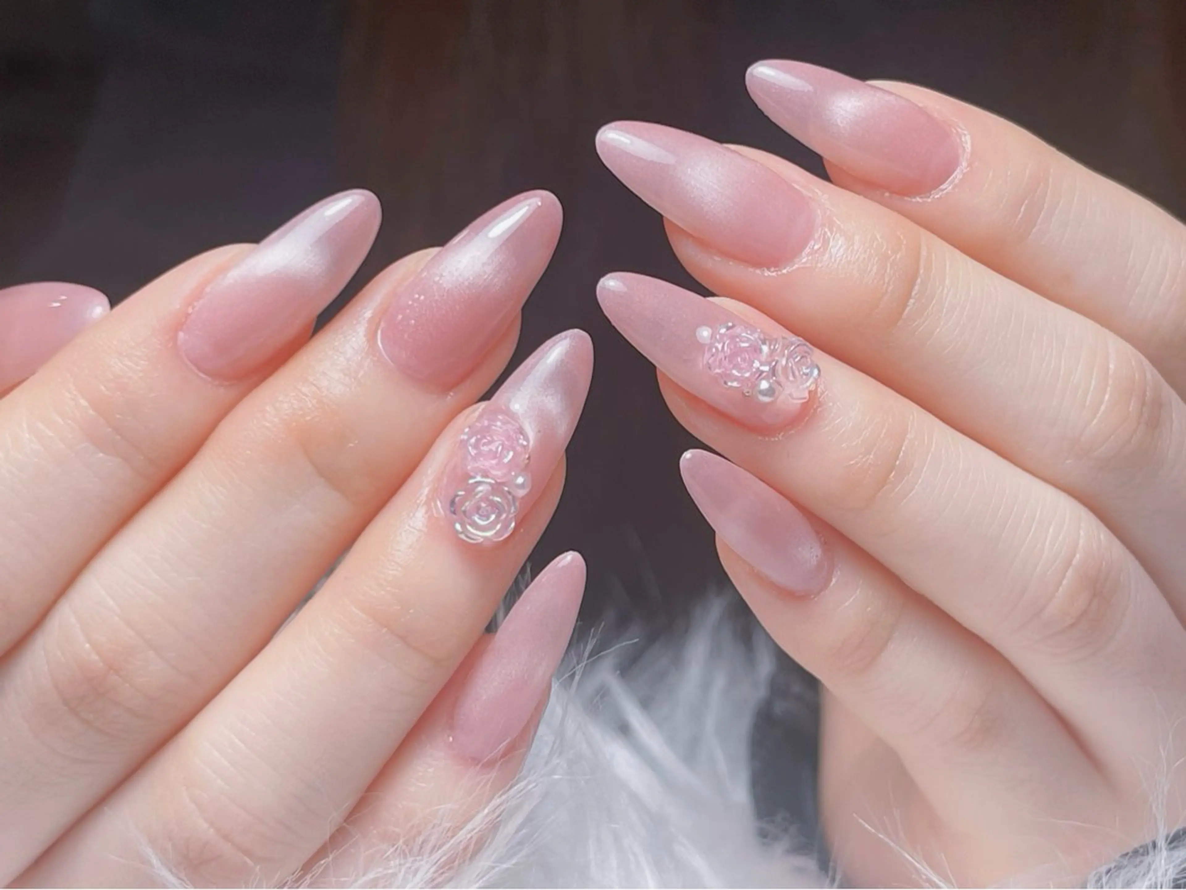 ネイル オーロラネイル 長さ出し フットネイル フレンチネイル ジェルネイル ハンドネイル Belle Nail Salonのネイルデザイン