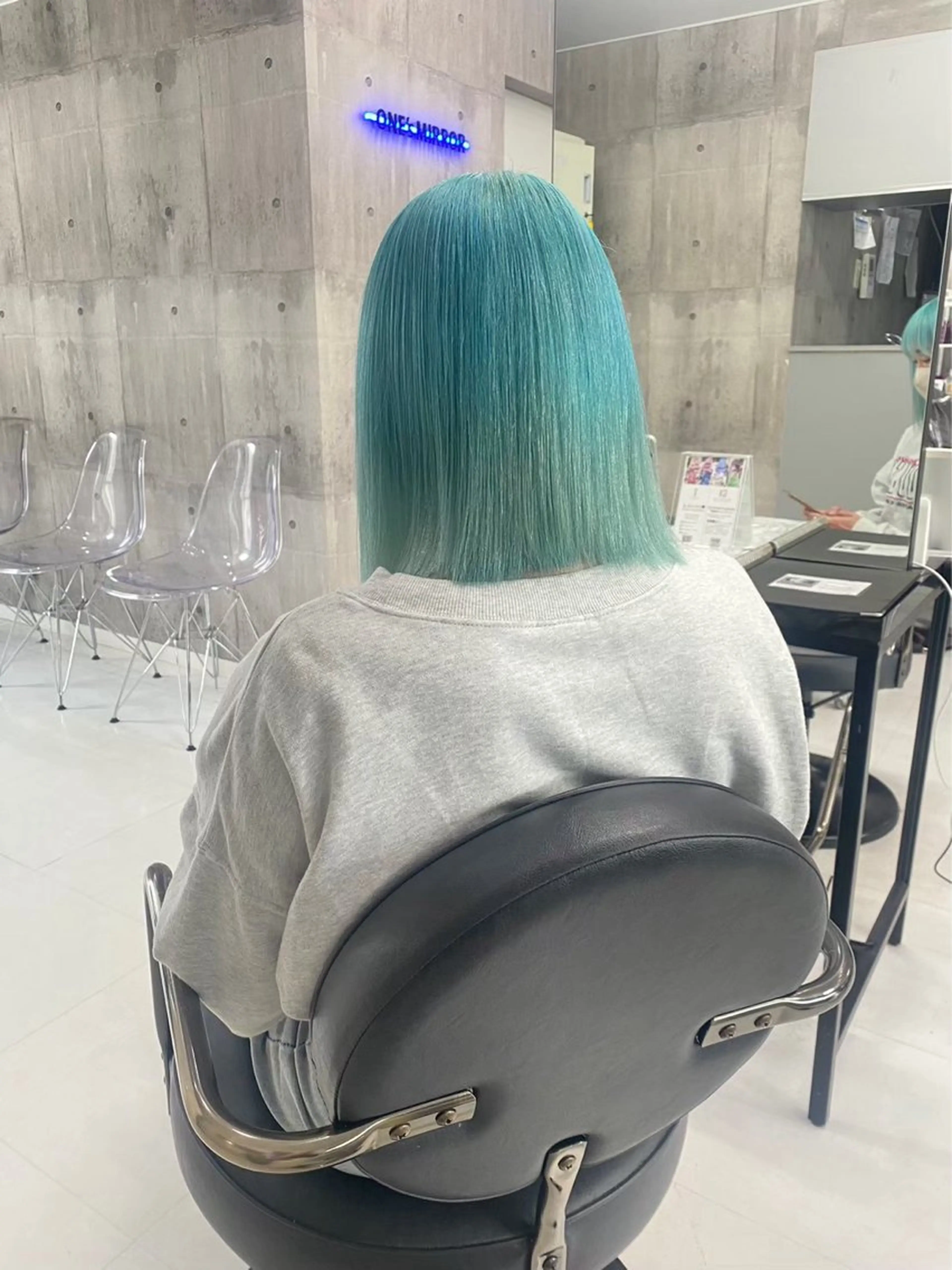 ミディアム カラー ヘアカラー トリートメント ハッシュカット/ ミルクティー/ みうのヘアスタイル