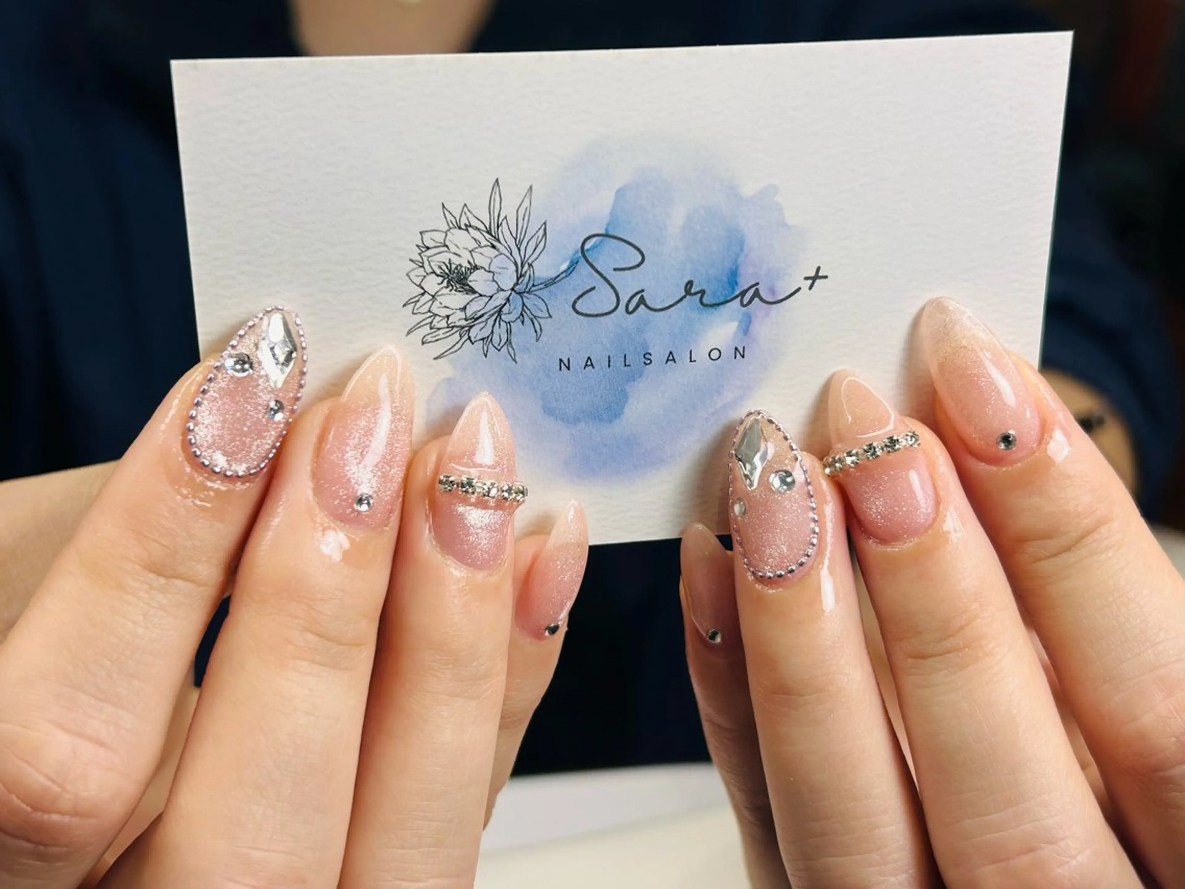 ネイル ハンドネイル sara +のネイルデザイン
