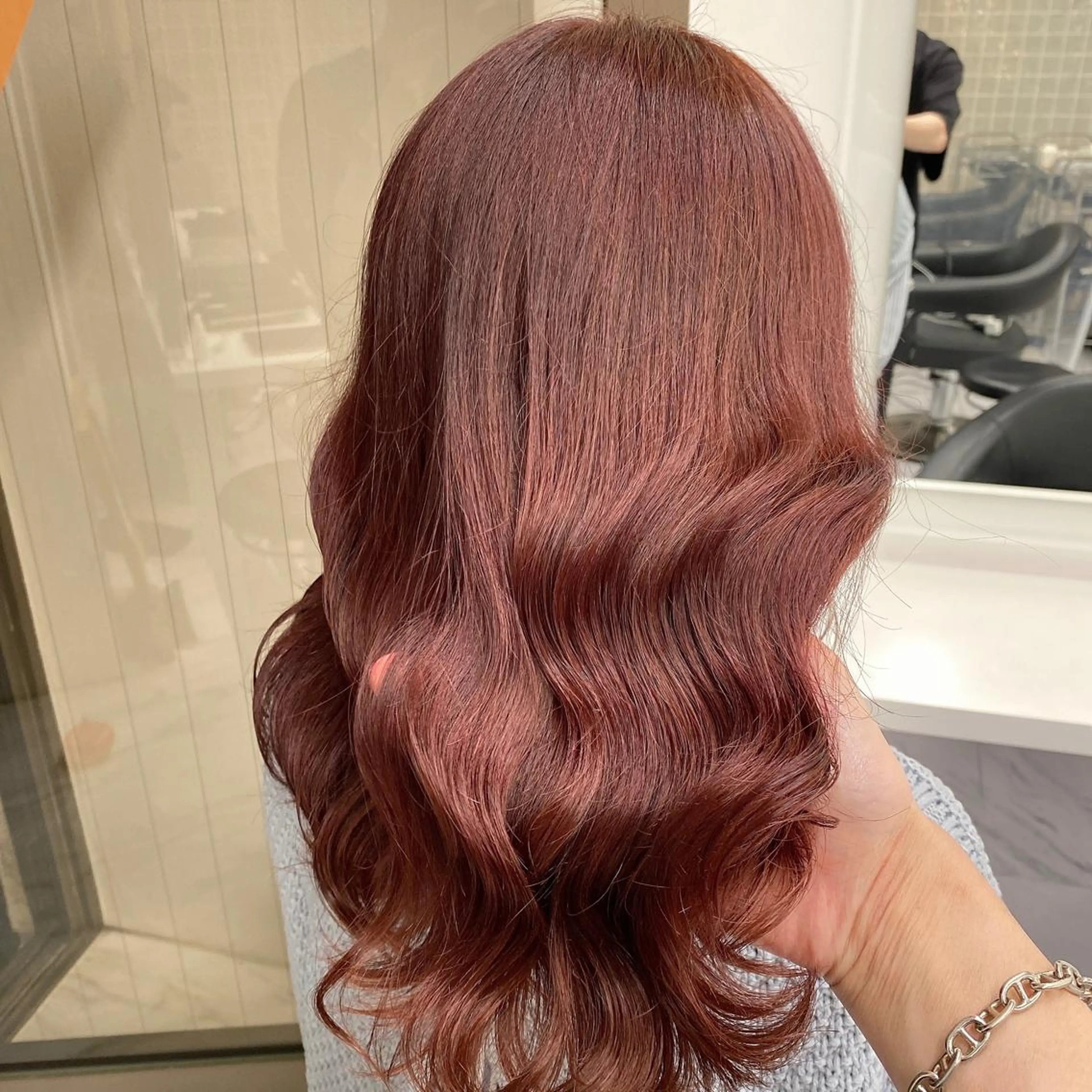 セミロング カラー レイヤー/韓国❣️ 髪質改善/亘紘輝のヘアスタイル