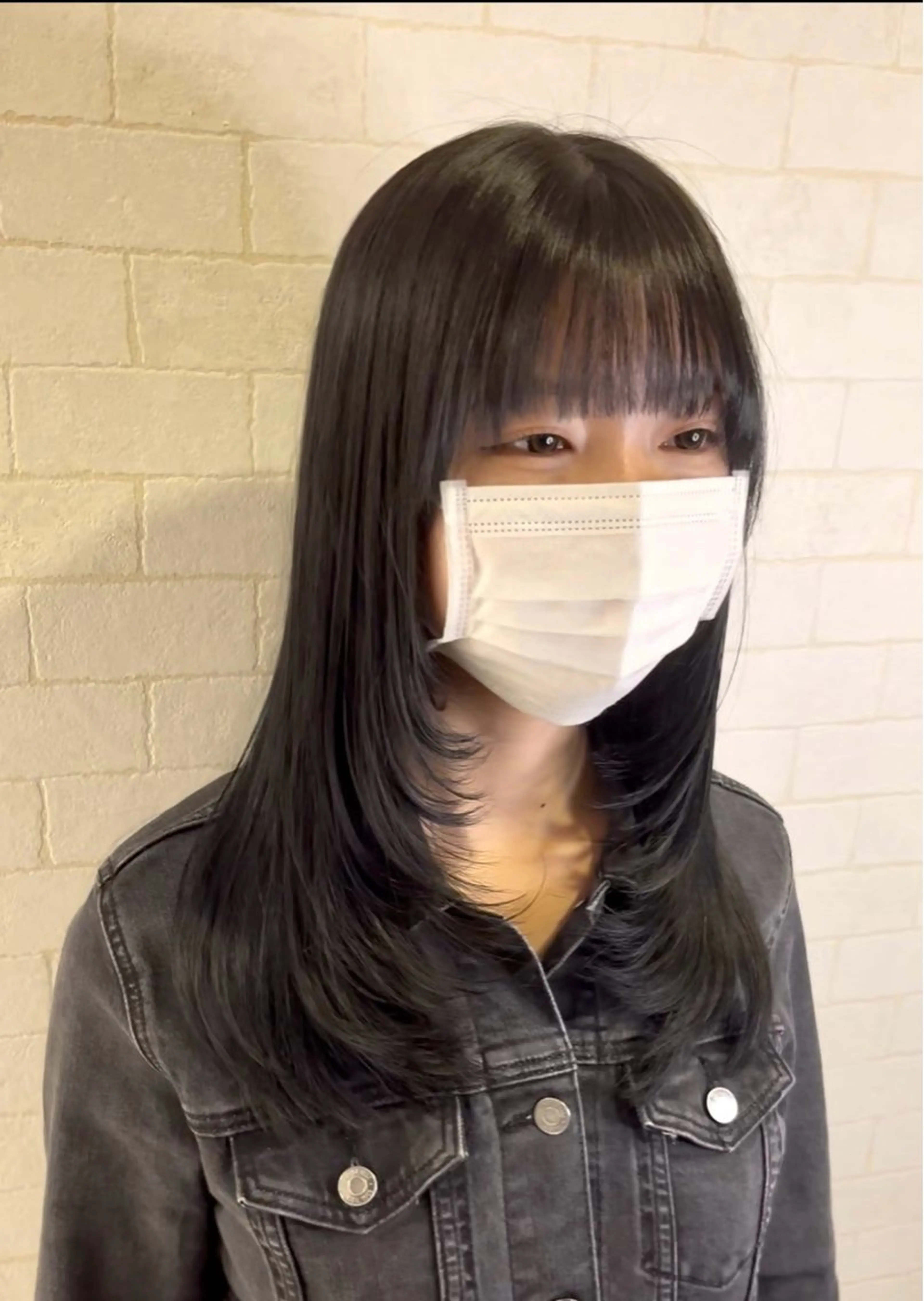 セミロング 髪質改善美容師 鈴木のヘアスタイル