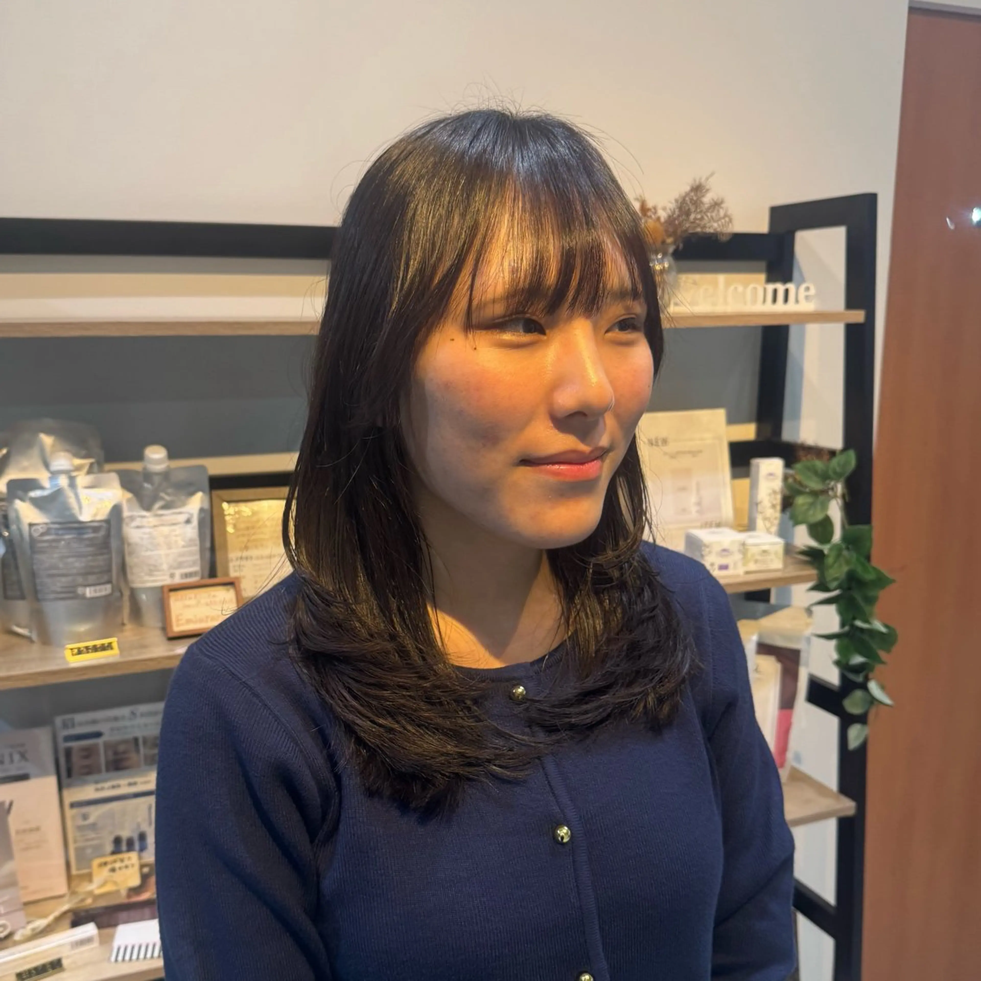 セミロング 韓国風ヘア レイヤーカット 藤田 紋芽 Jr.stylistのヘアスタイル