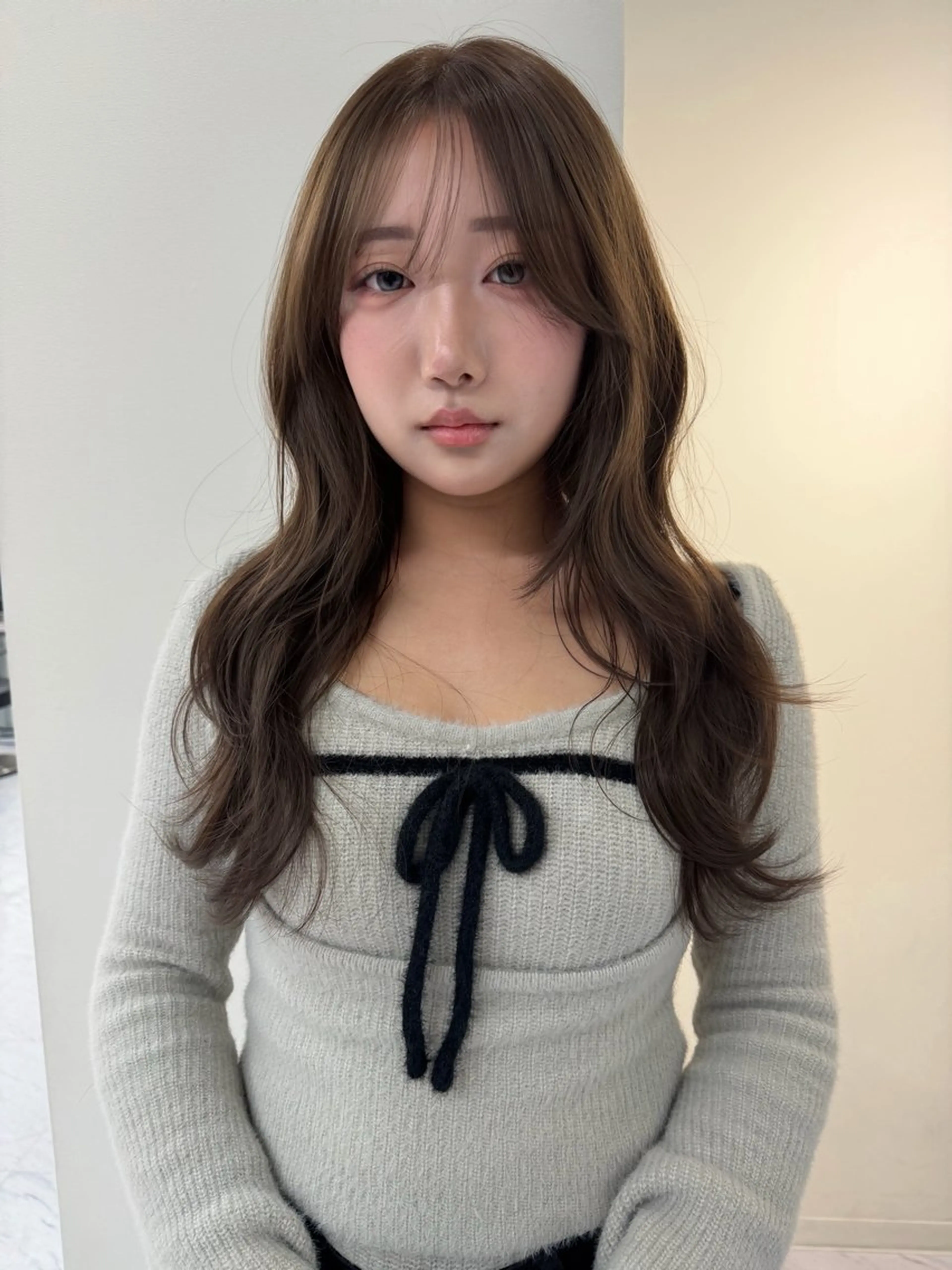 ロング カラー ベージュカラー ブリーチ ケアブリーチ デザインカラー ダブルカラー カット ヘアカラー TATSUブリーチ/ ミルクティーベージュのヘアスタイル