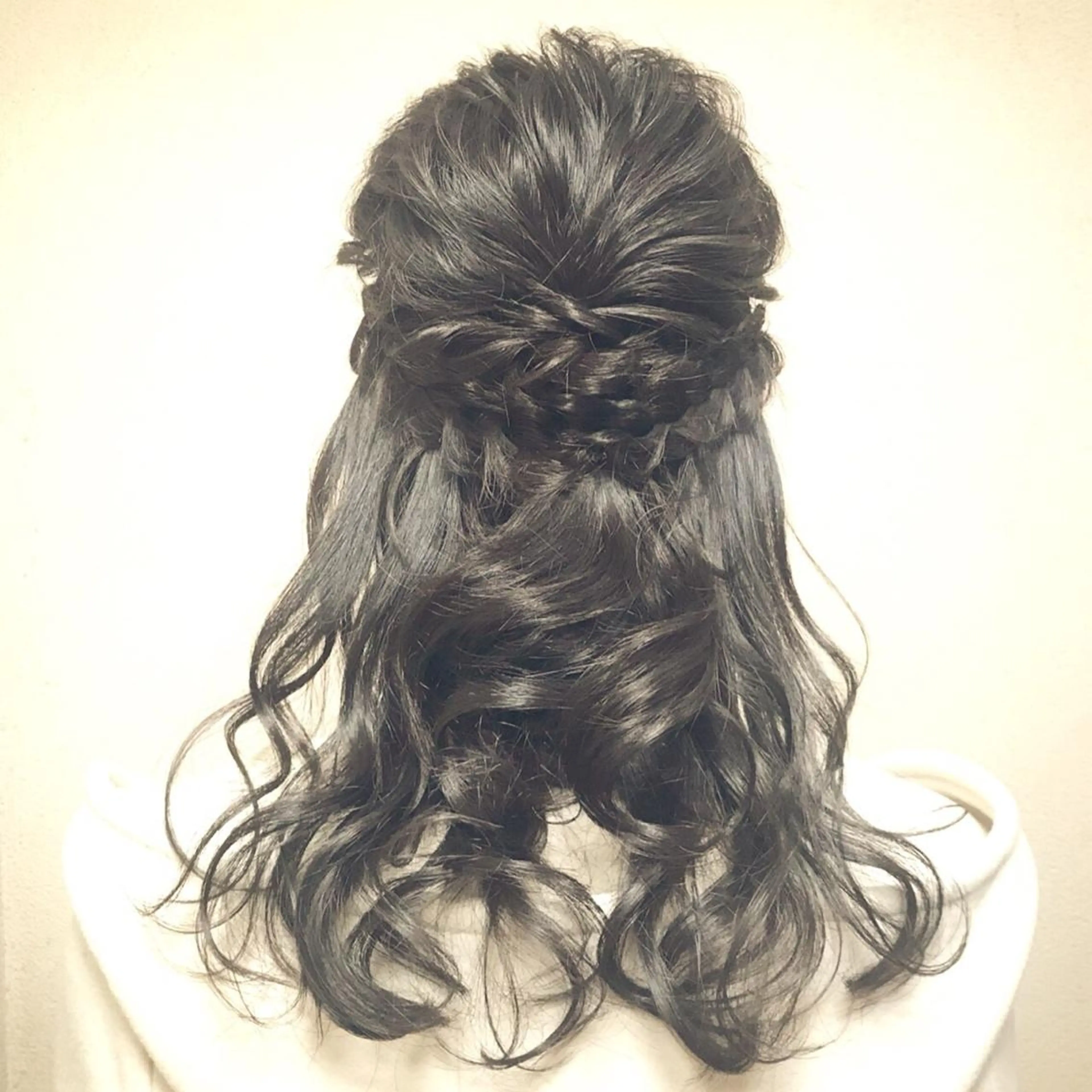 ヘアアレンジ 透明感カラー・ 髪質改善🩵イケダのヘアスタイル