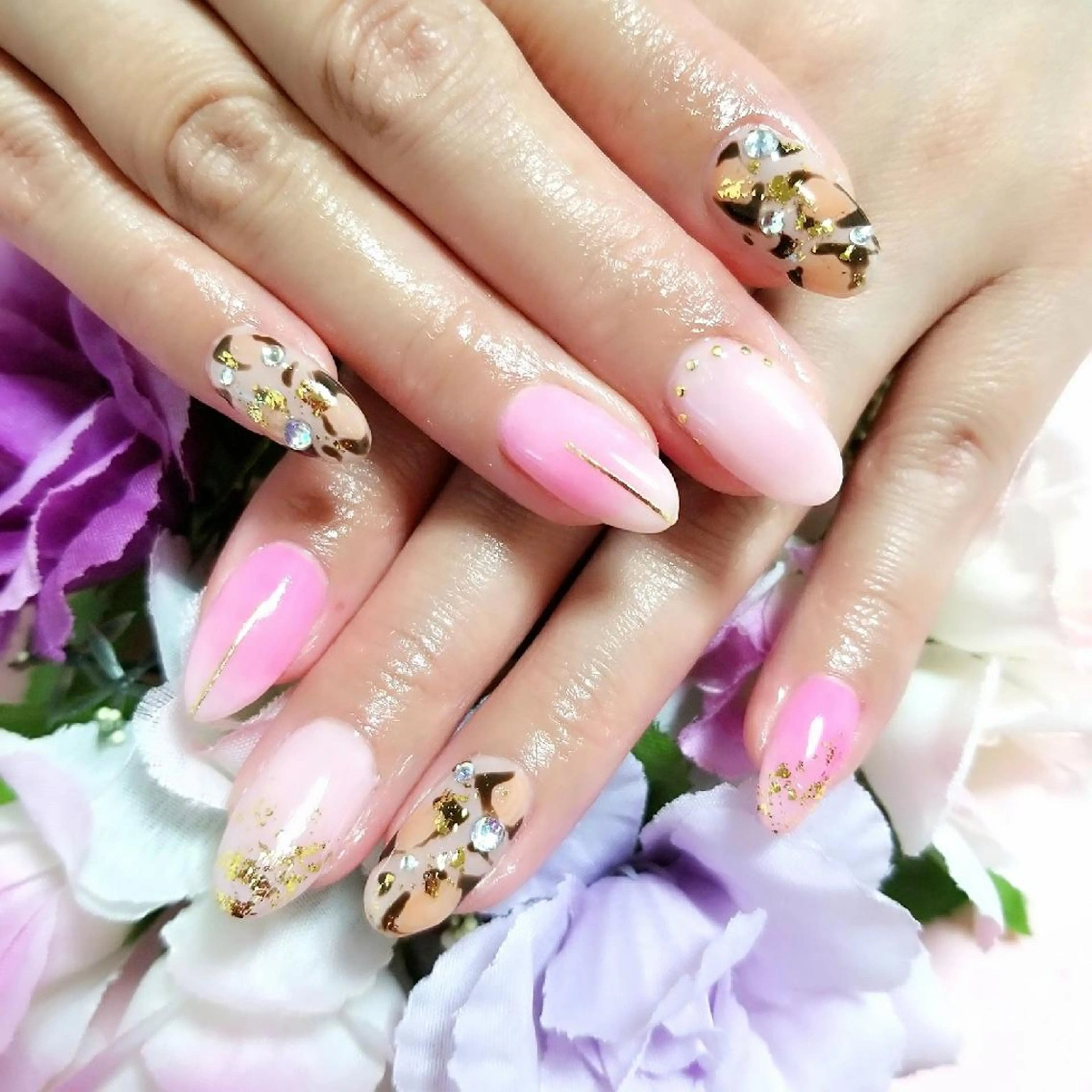 ネイル アニマル柄 グラデーション nail salon ipuniのネイルデザイン