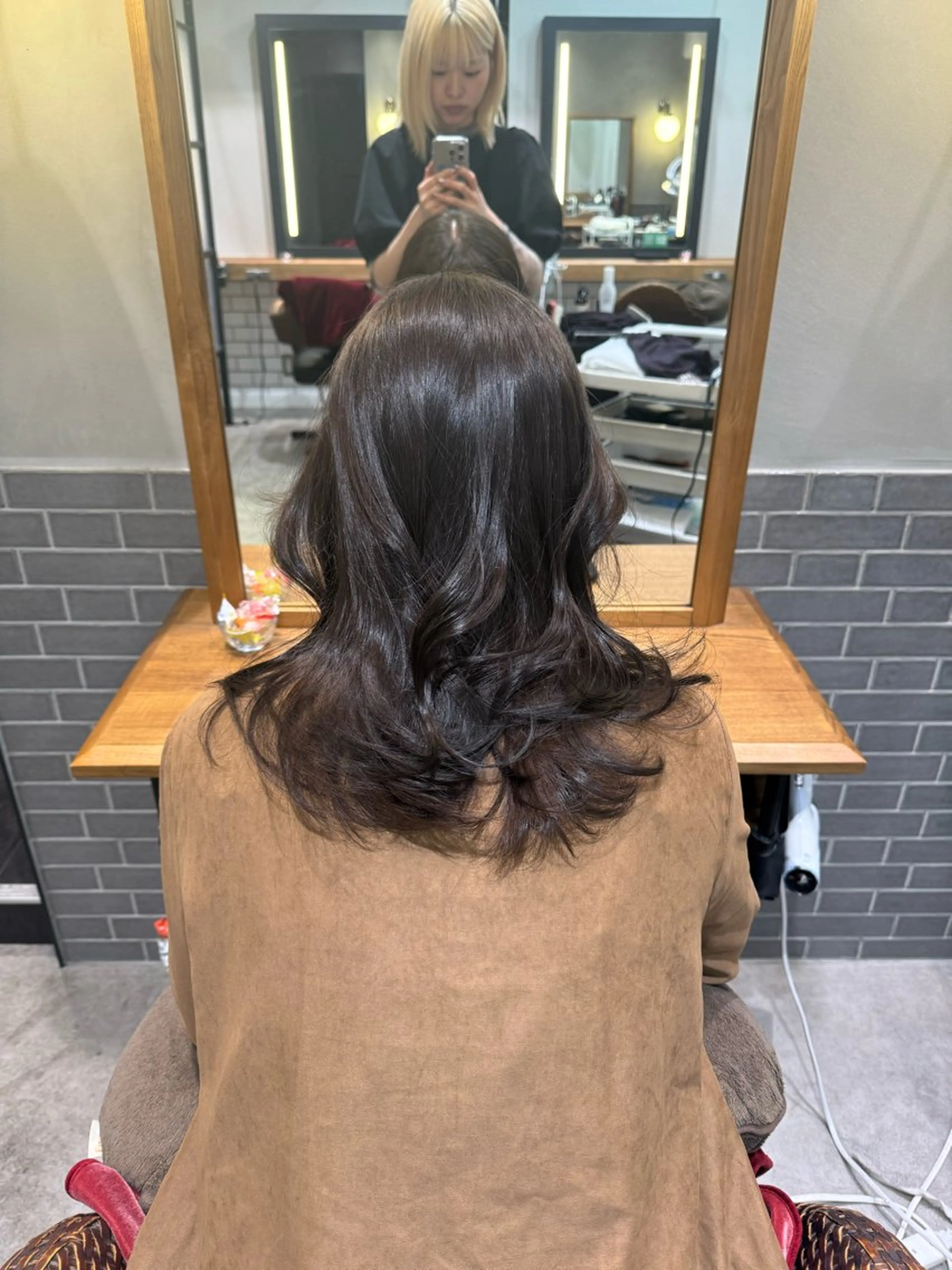 セミロング ヘアカラー トリートメント 暖色カラー🤎Red Neo meiのヘアスタイル